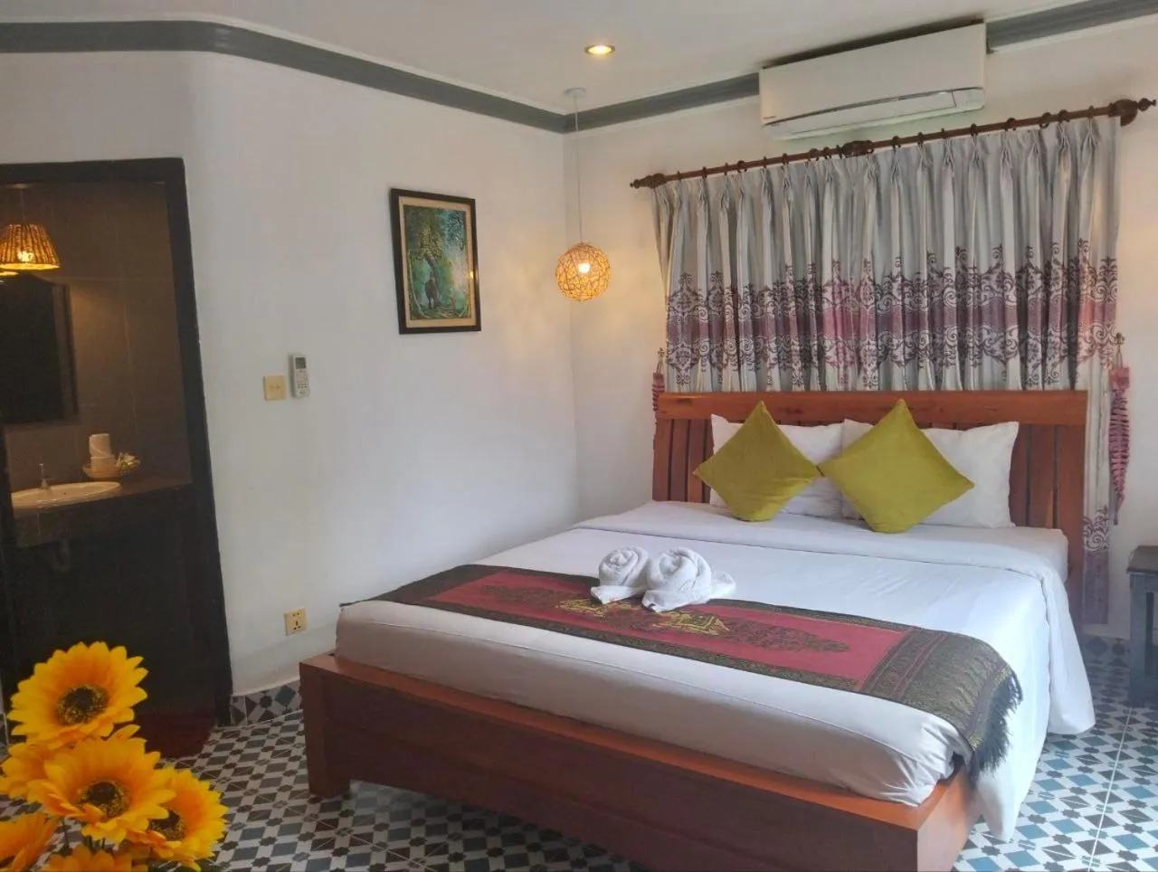 Bed in Parent Heritage Angkor Villa