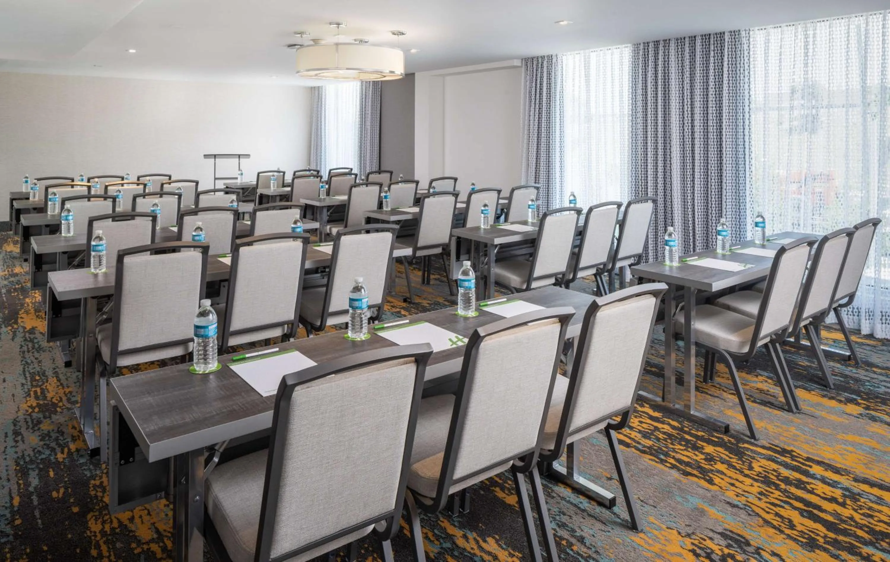 Meeting/conference room in DoubleTree by Hilton Miami North I-95