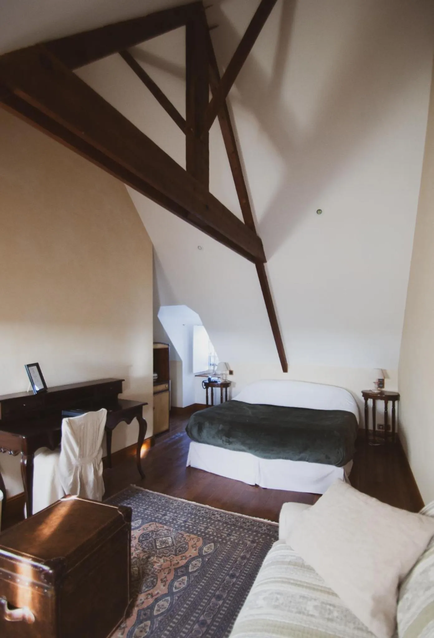 Bedroom, Bed in Manoir Des Douets Fleuris