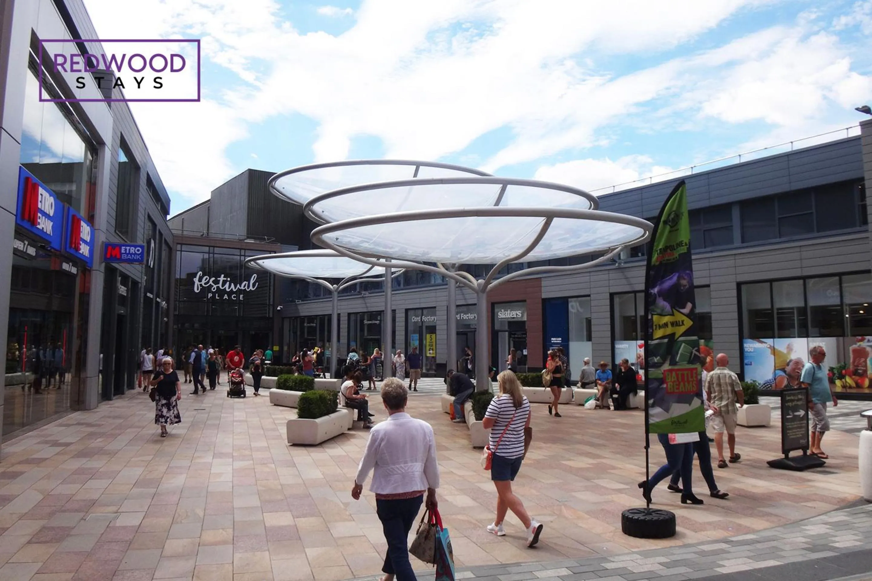 Other in Festival Place, Modern Town Center Apartment, Perfect for Contractors & Families, FREE Parking & WiFi by REDWOOD STAYS