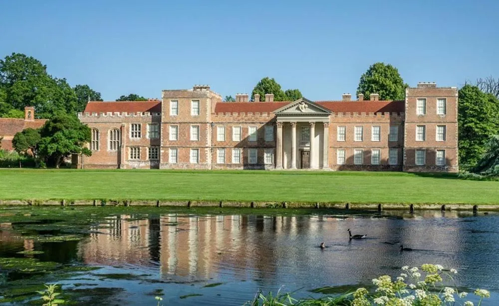 Nearby landmark in Festival Place, Modern Town Center Apartment, Perfect for Contractors & Families, FREE Parking & WiFi by REDWOOD STAYS