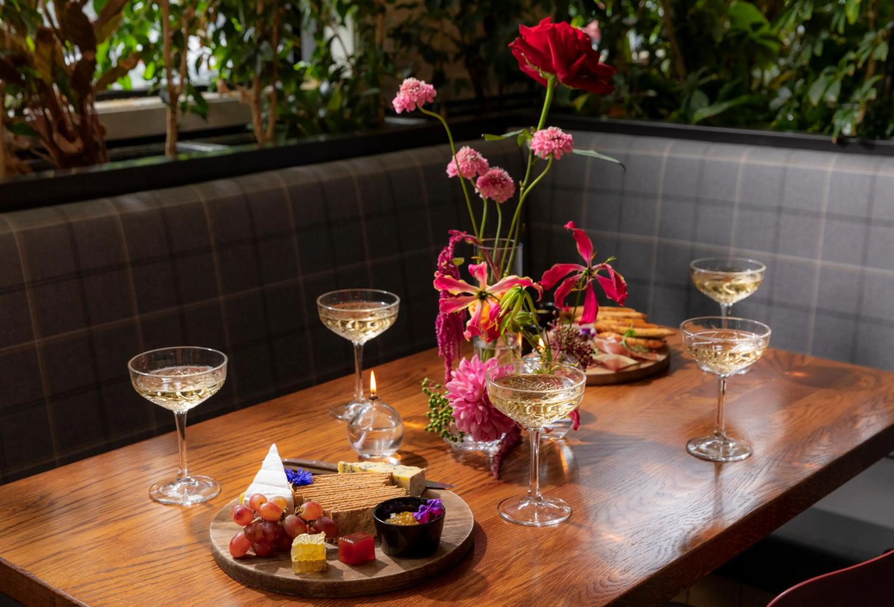 Restaurant/places to eat in Rydges Latimer Christchurch