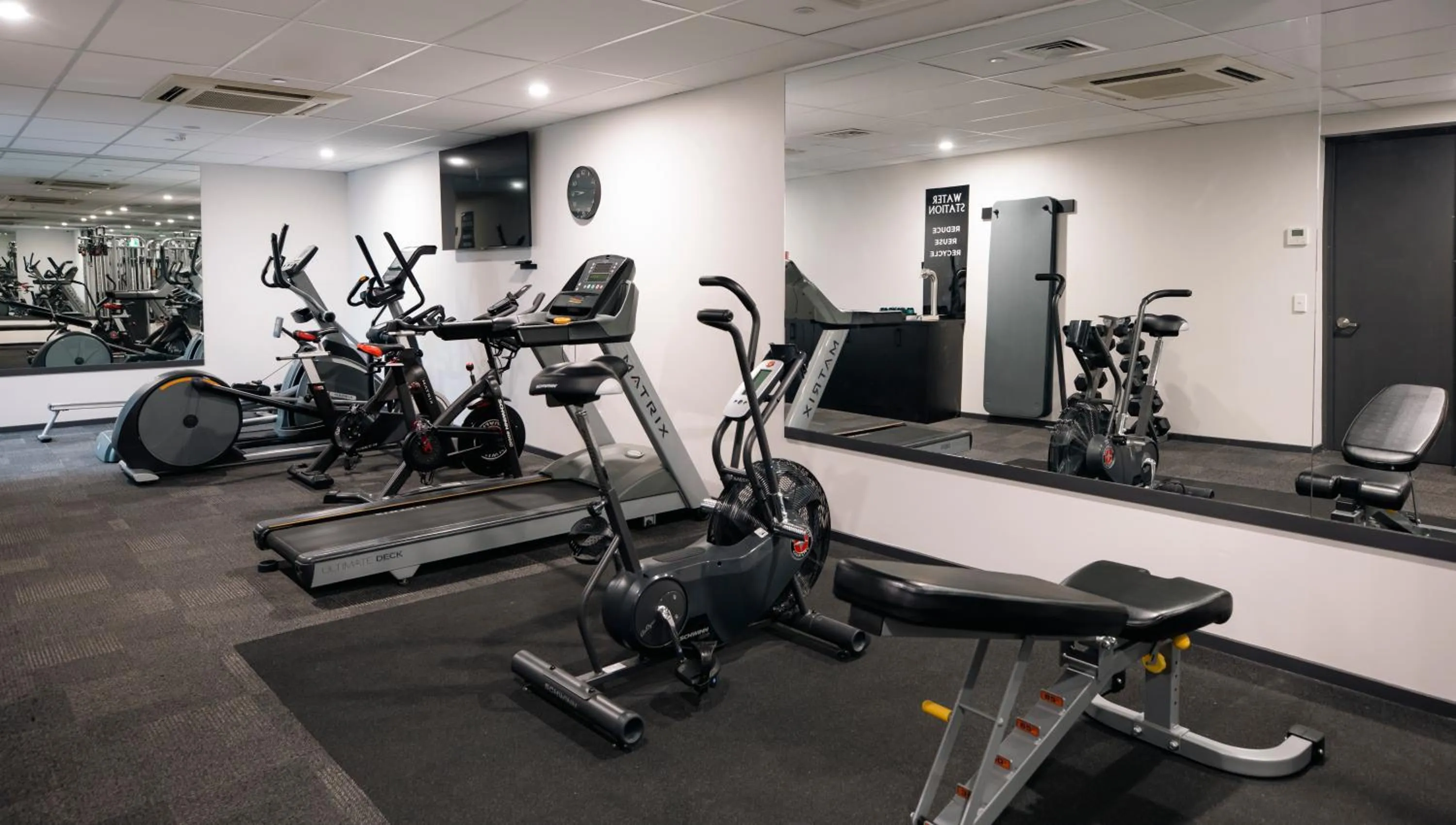Fitness centre/facilities in Rydges Latimer Christchurch