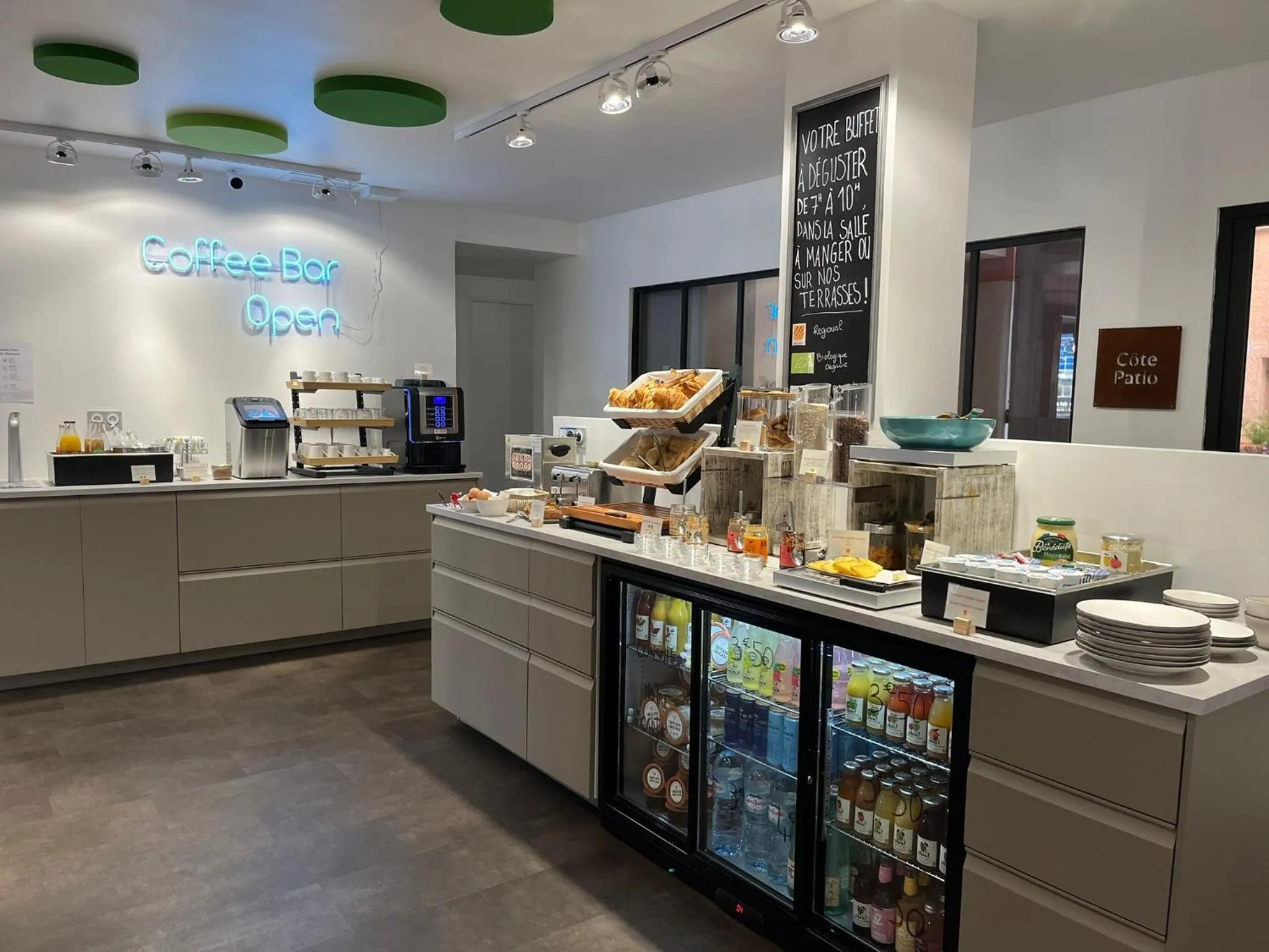 Breakfast in Hôtel PB - Paris-Barcelone