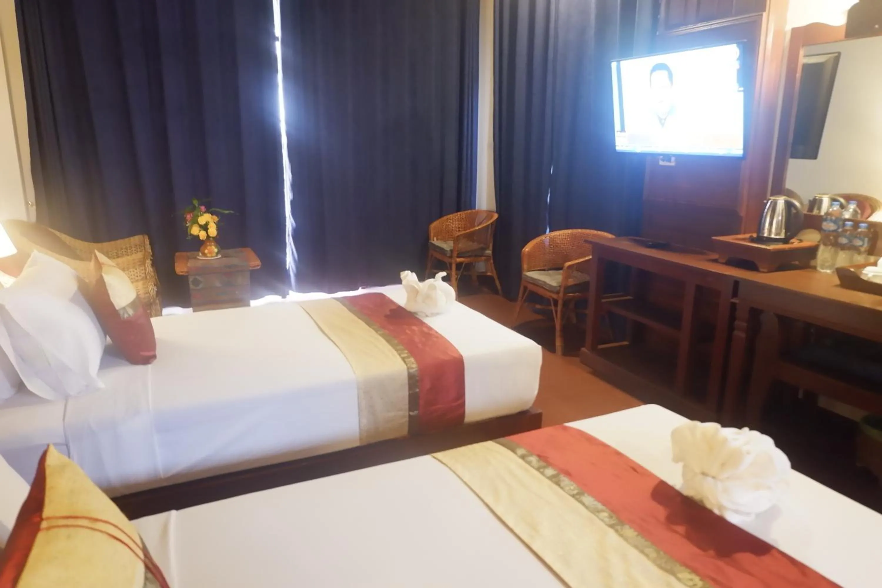 TV and multimedia, Bed in Sengahloune Resort