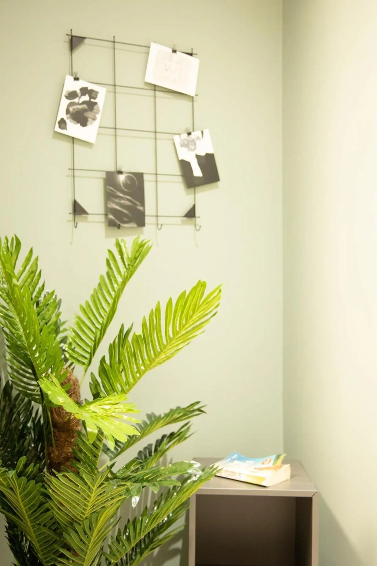 Modern Apartment w/ Garden 2 min from the Beach