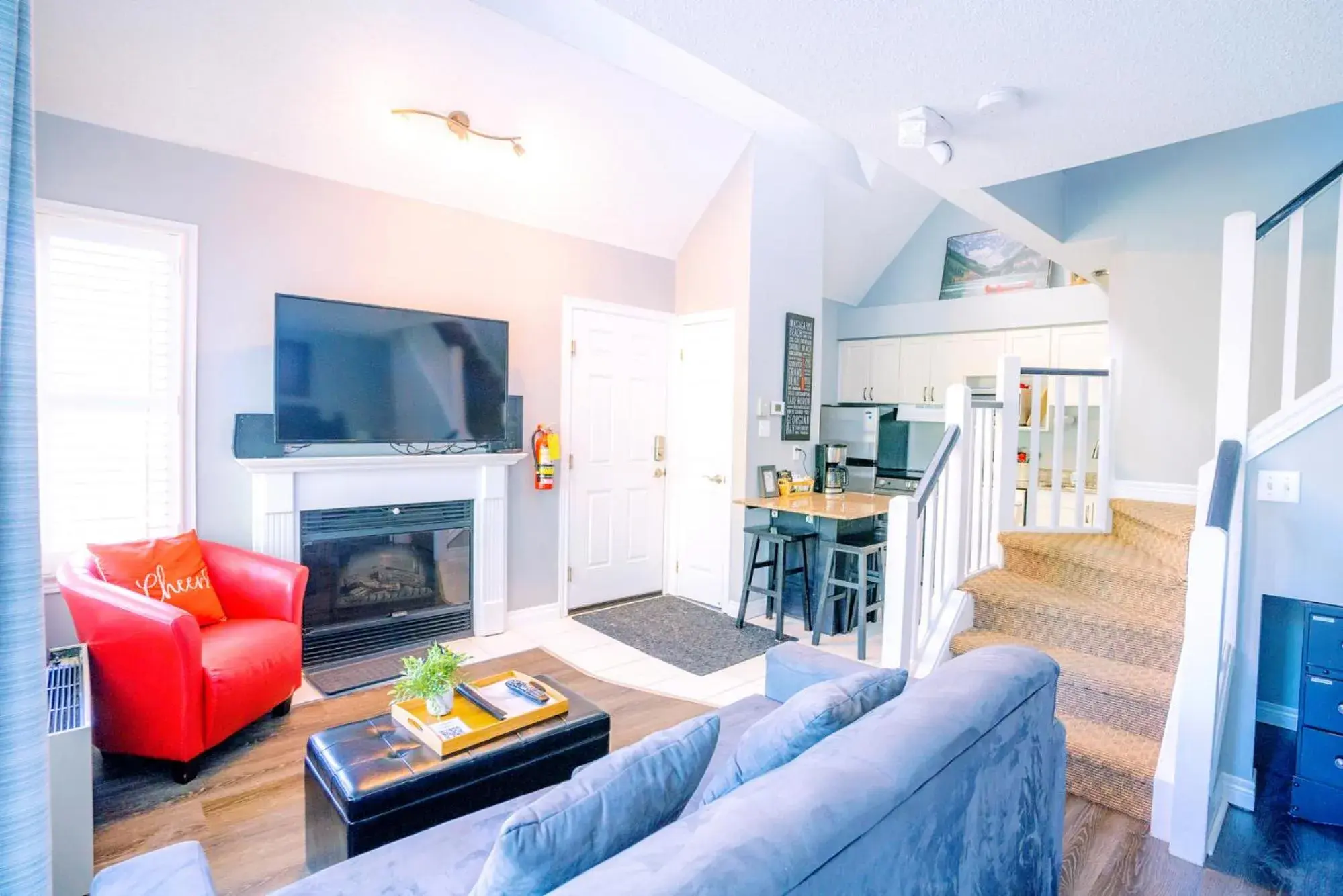 Gorgeous Loft in the Heart of Blue Mountain Gorgeous Loft in the Heart of Blue Mountain