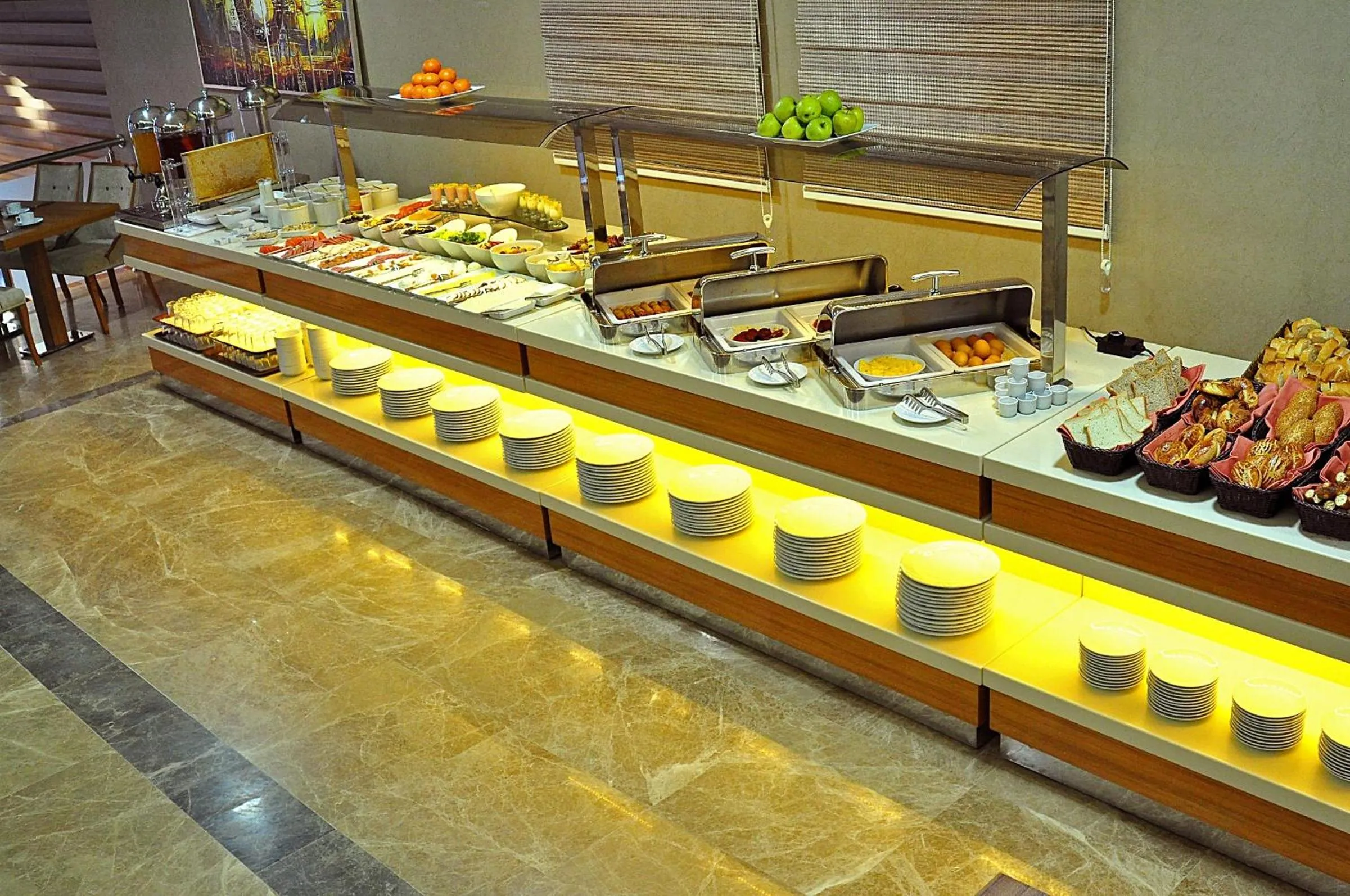 Restaurant/places to eat in Starton Hotel