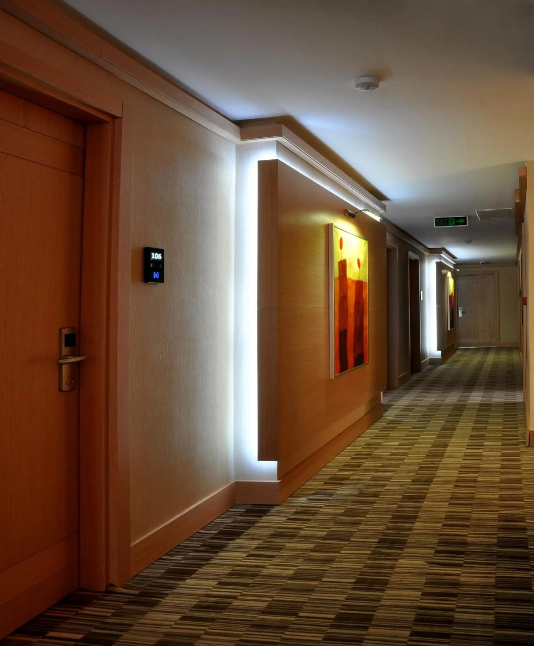 Area and facilities in Starton Hotel