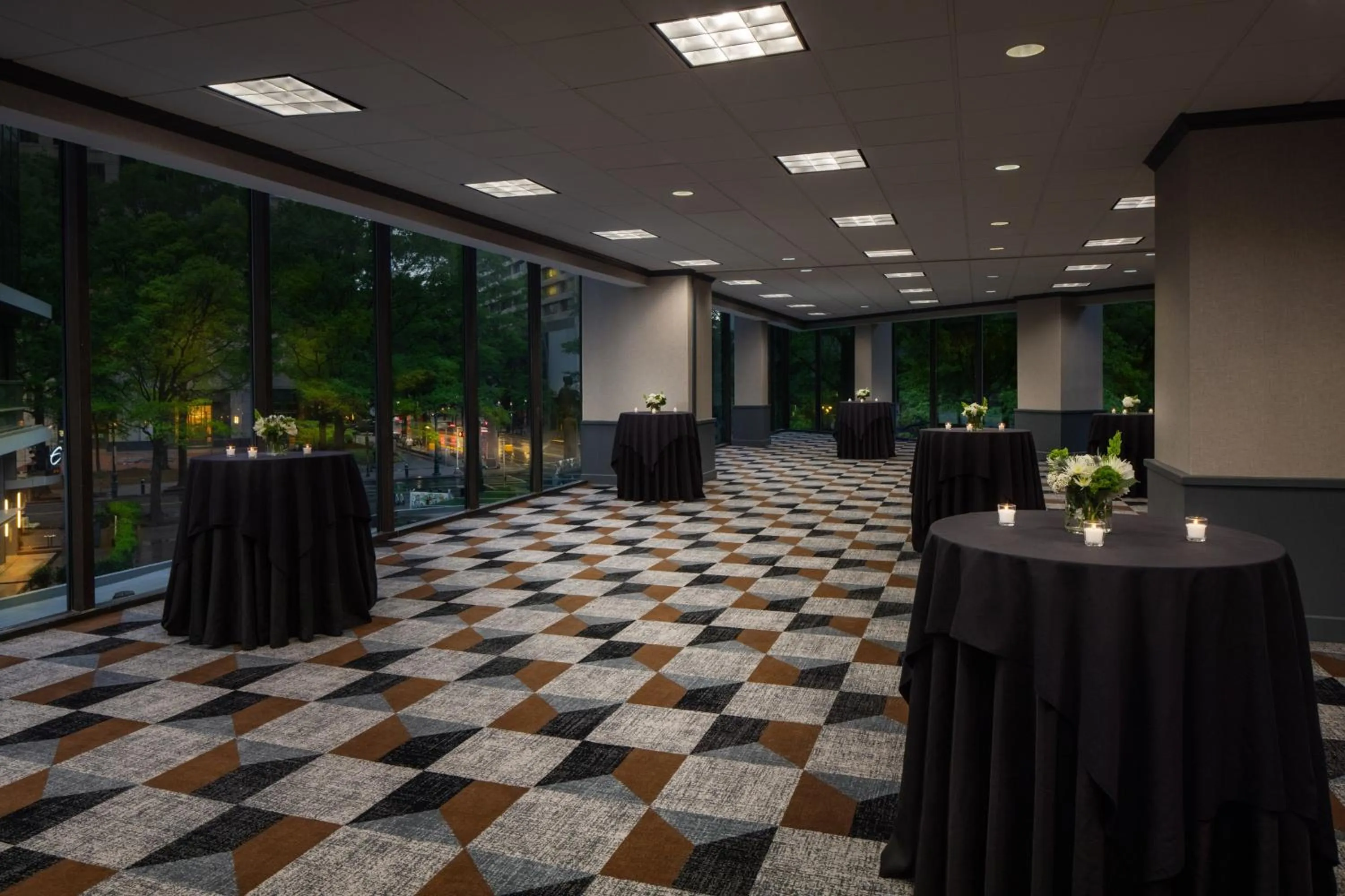 Meeting/conference room in Omni Charlotte Hotel