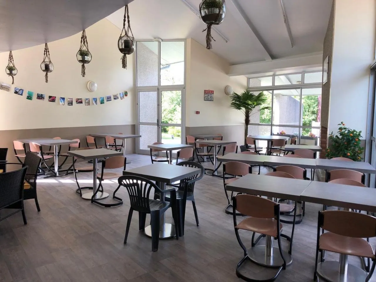 Restaurant/places to eat in Camping du Lac de Saint-Pardoux