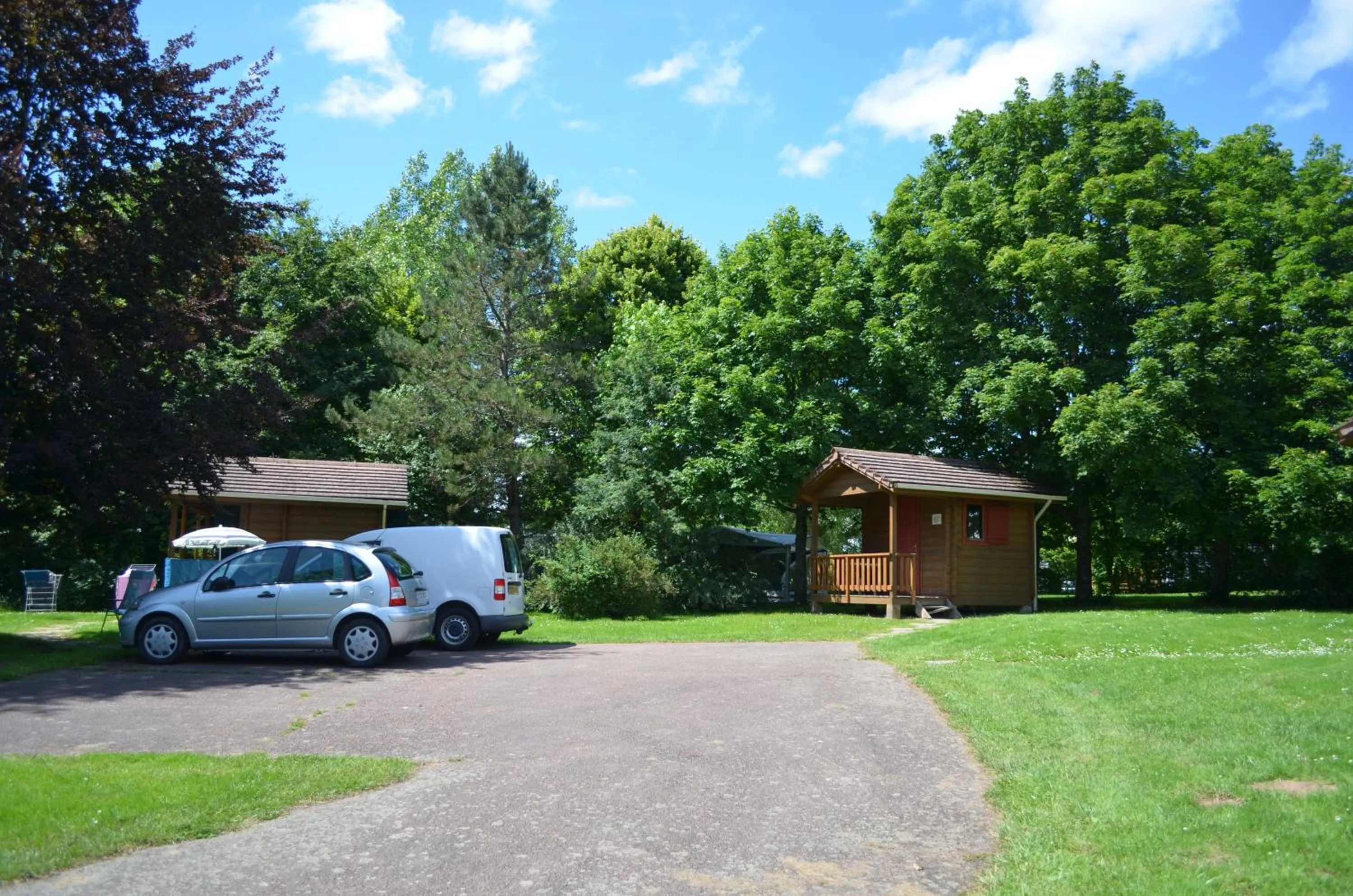 Property building in Camping de Saulieu