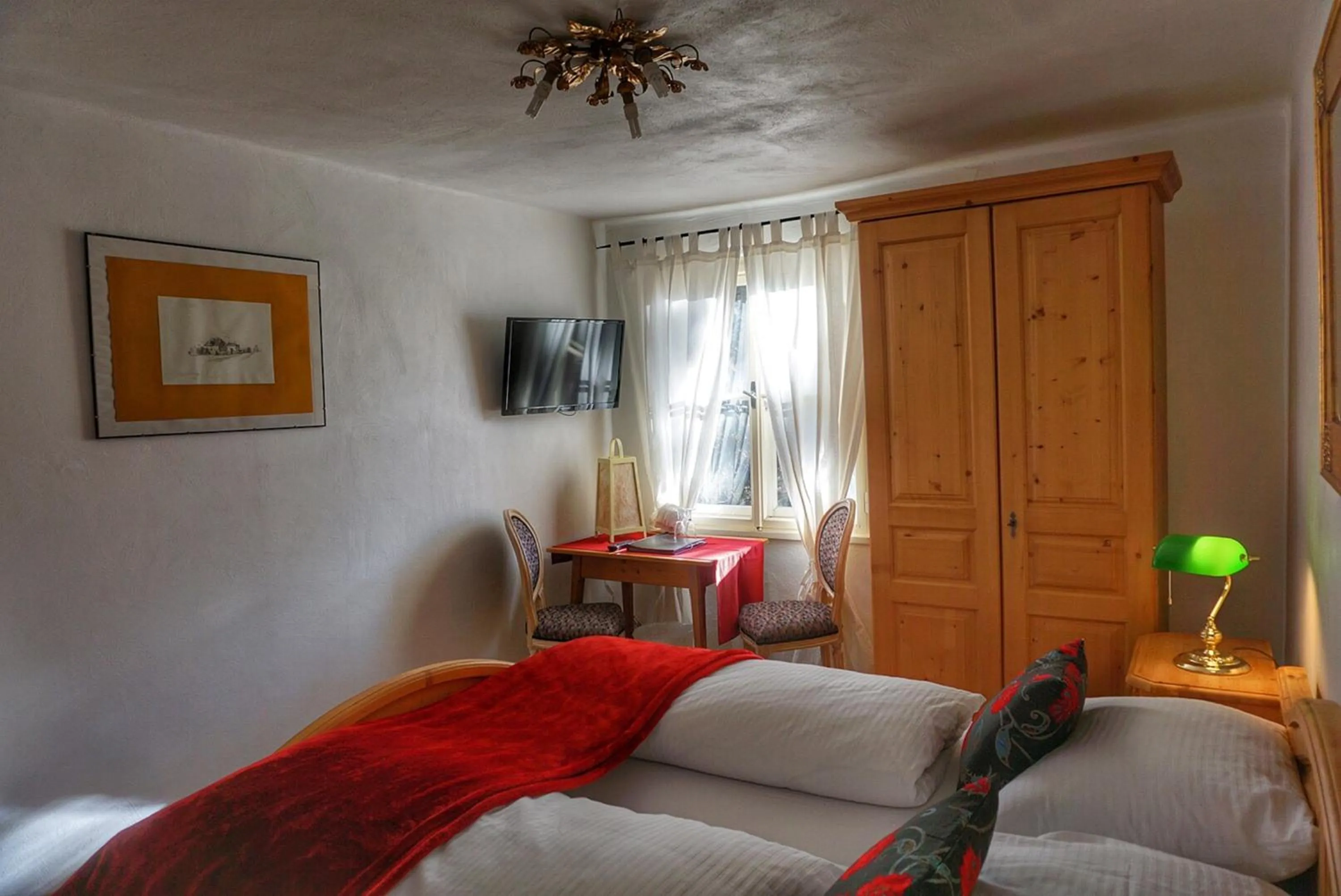 Bed in Hotel Schlosswirt