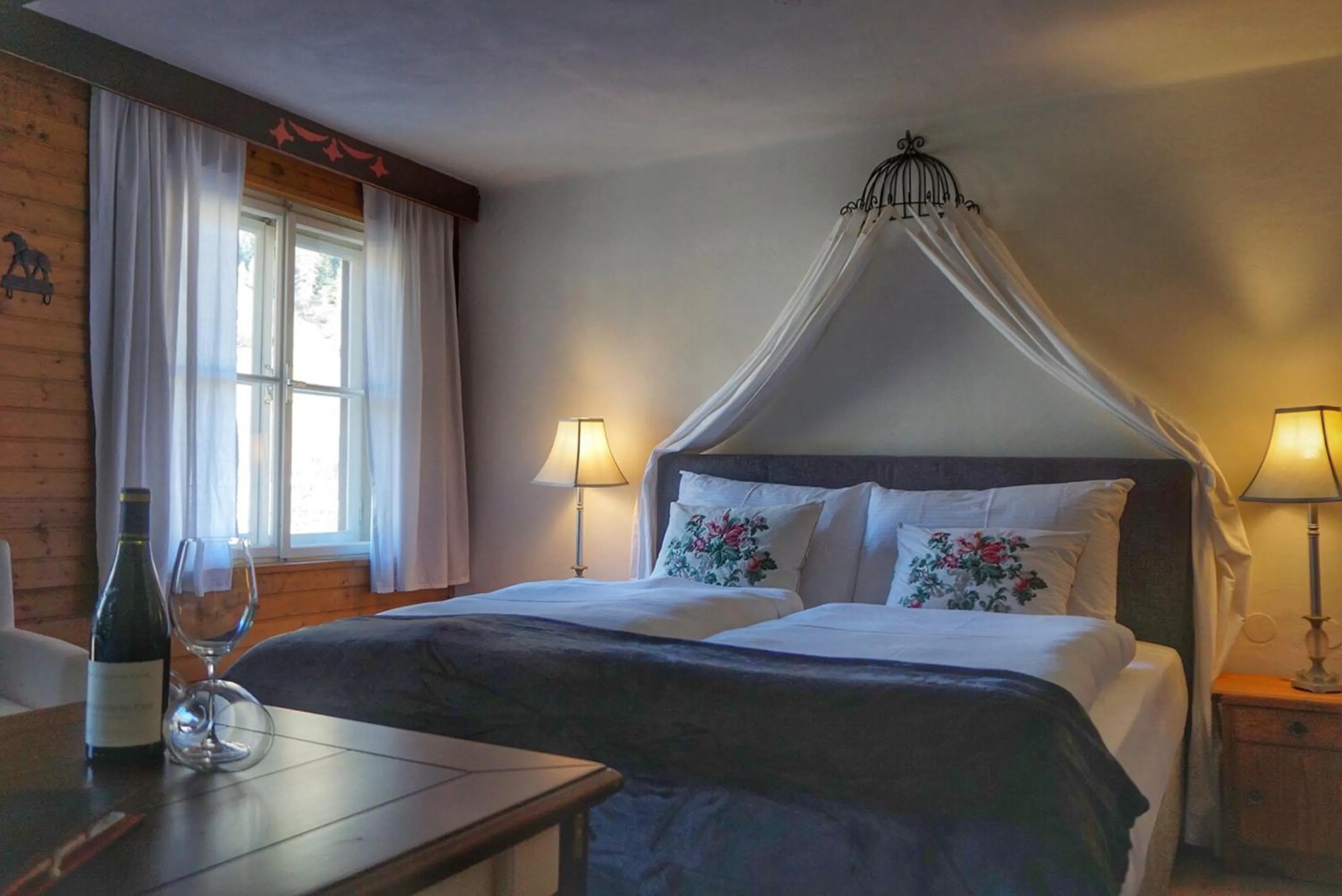 Bed in Hotel Schlosswirt