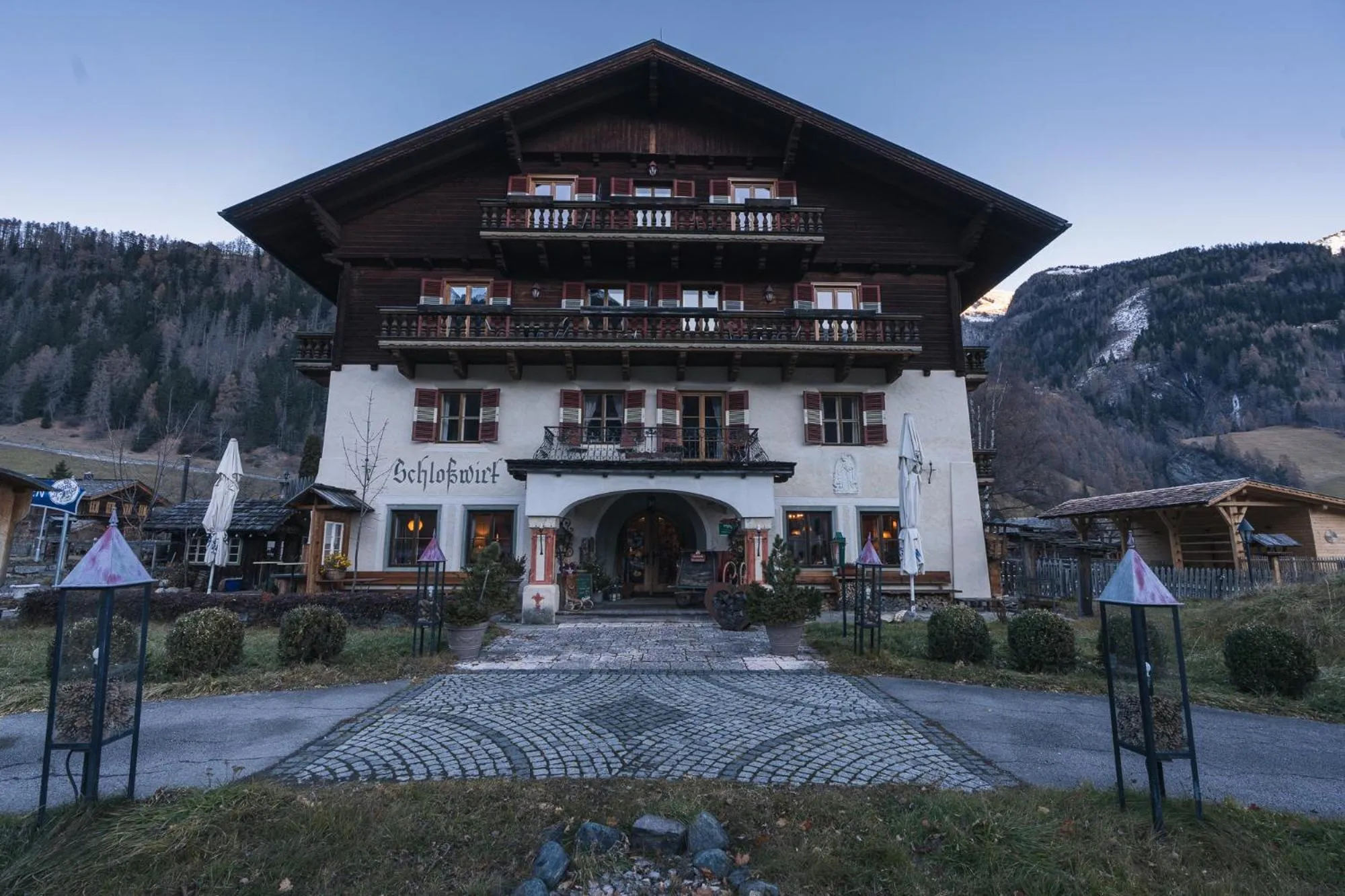 Property building in Hotel Schlosswirt