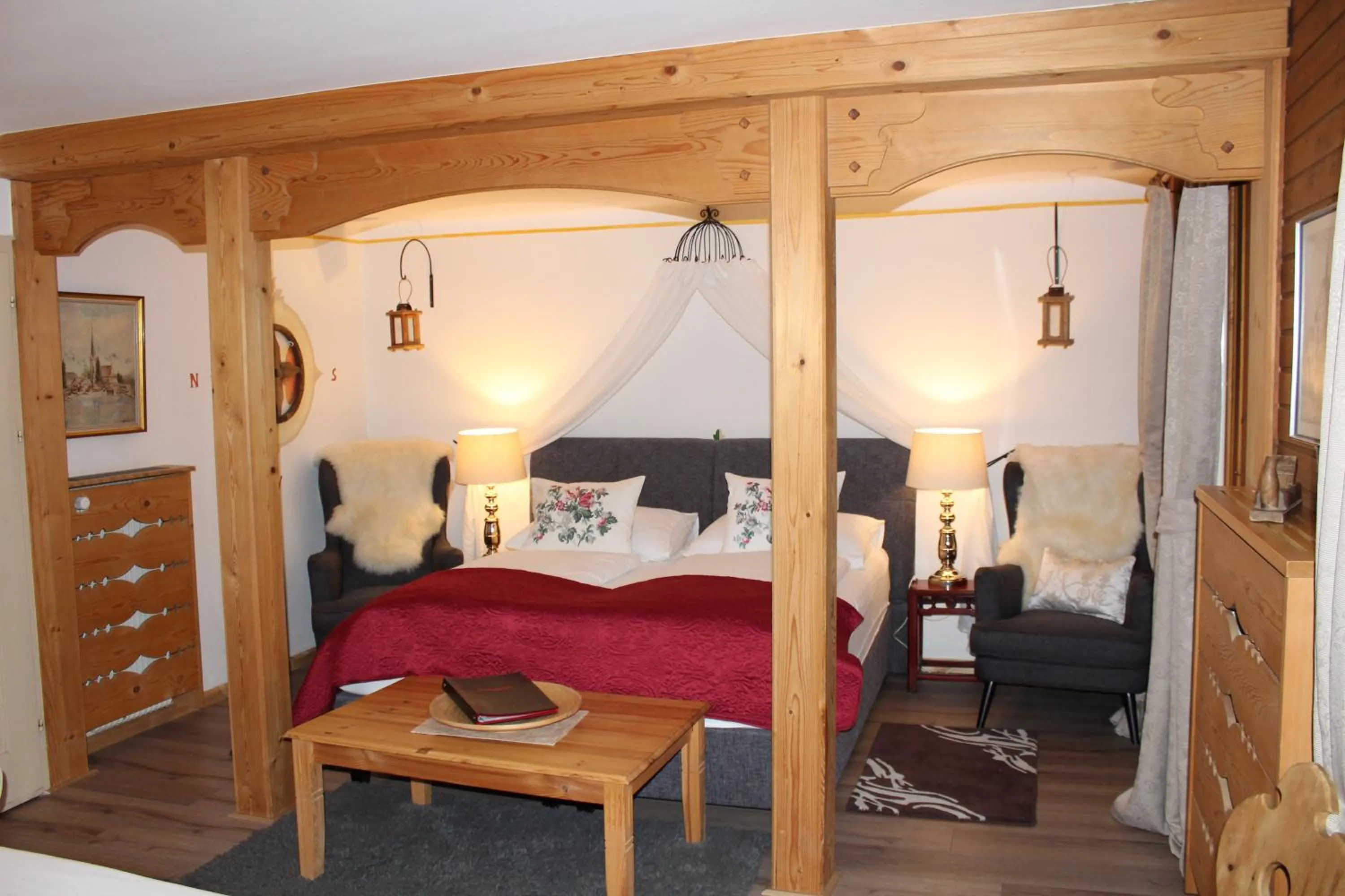 Photo of the whole room, Bed in Hotel Schlosswirt