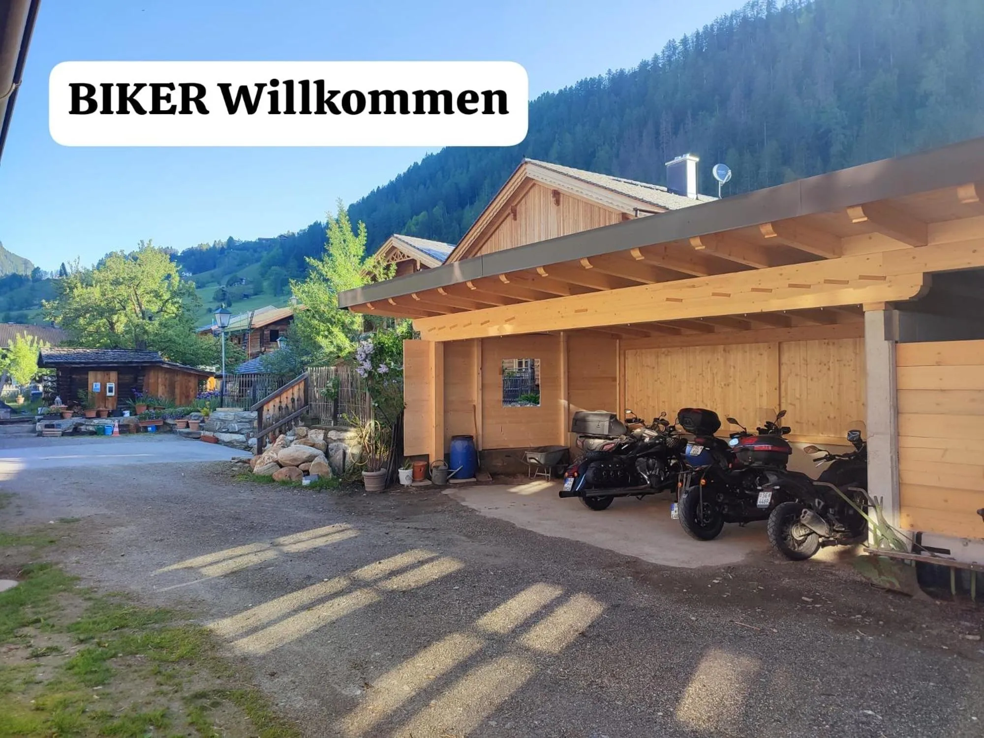 Parking in Hotel Schlosswirt