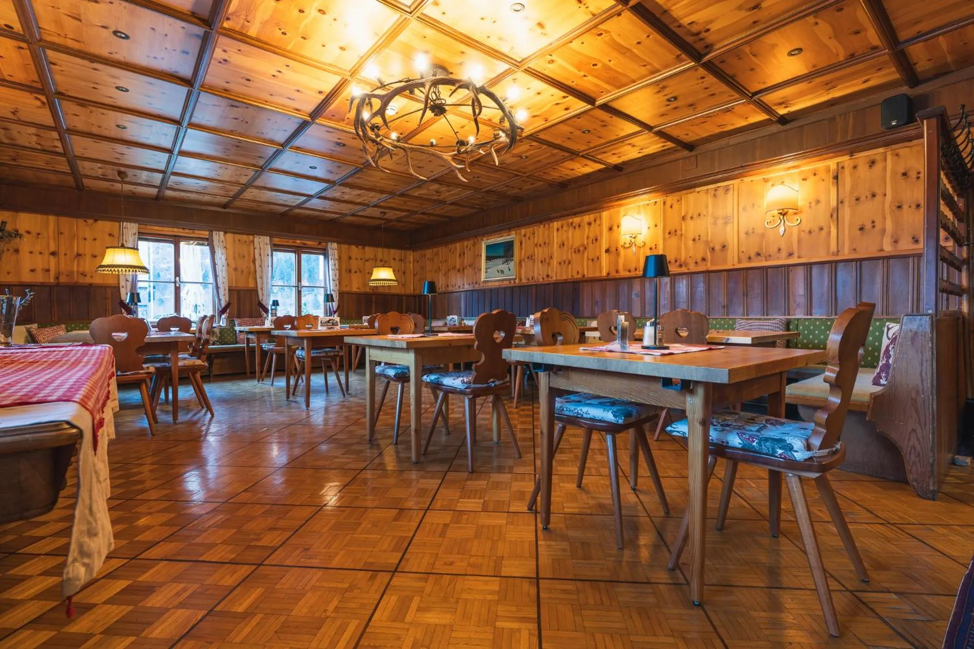 Restaurant/places to eat in Hotel Schlosswirt