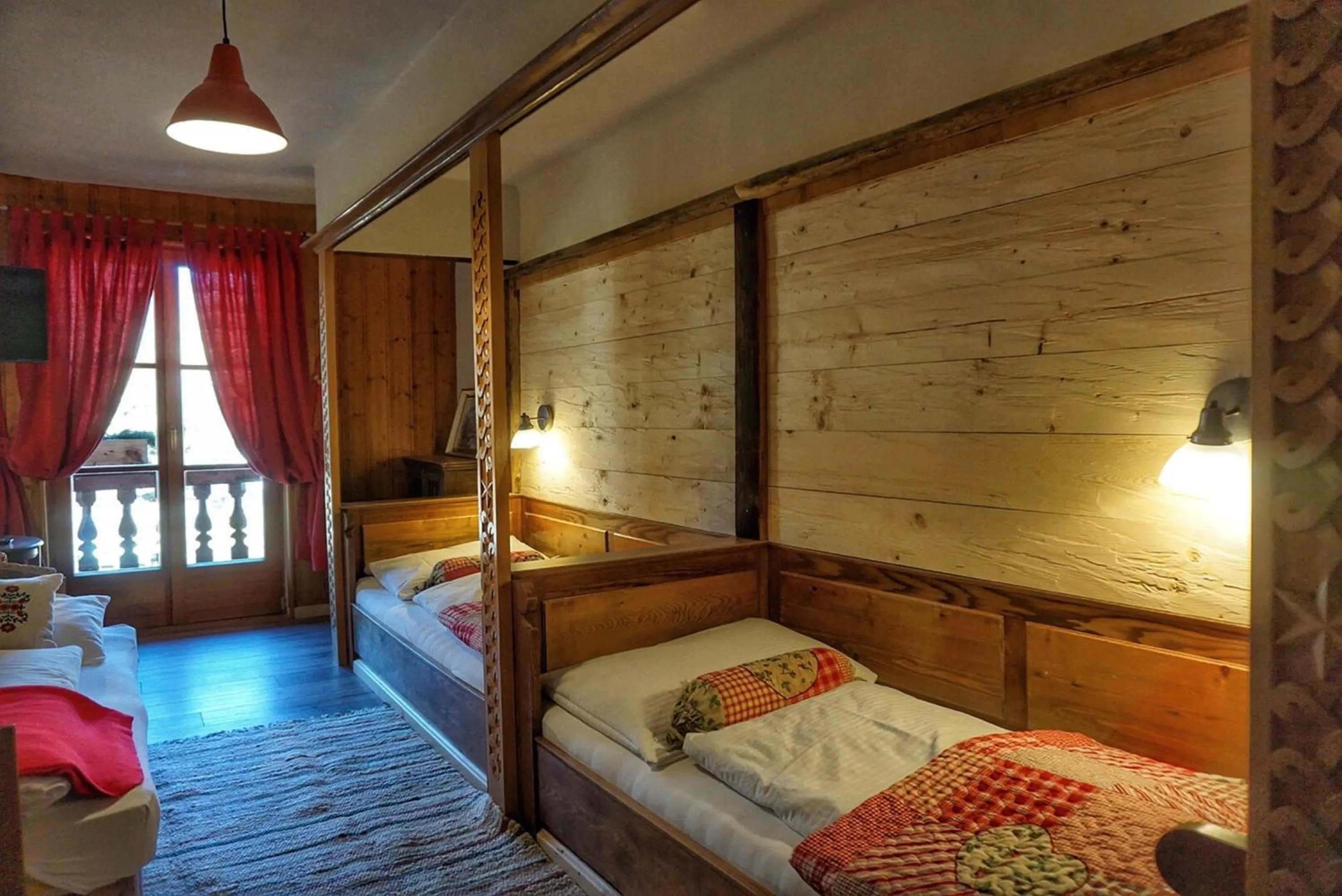 Bedroom, Bed in Hotel Schlosswirt