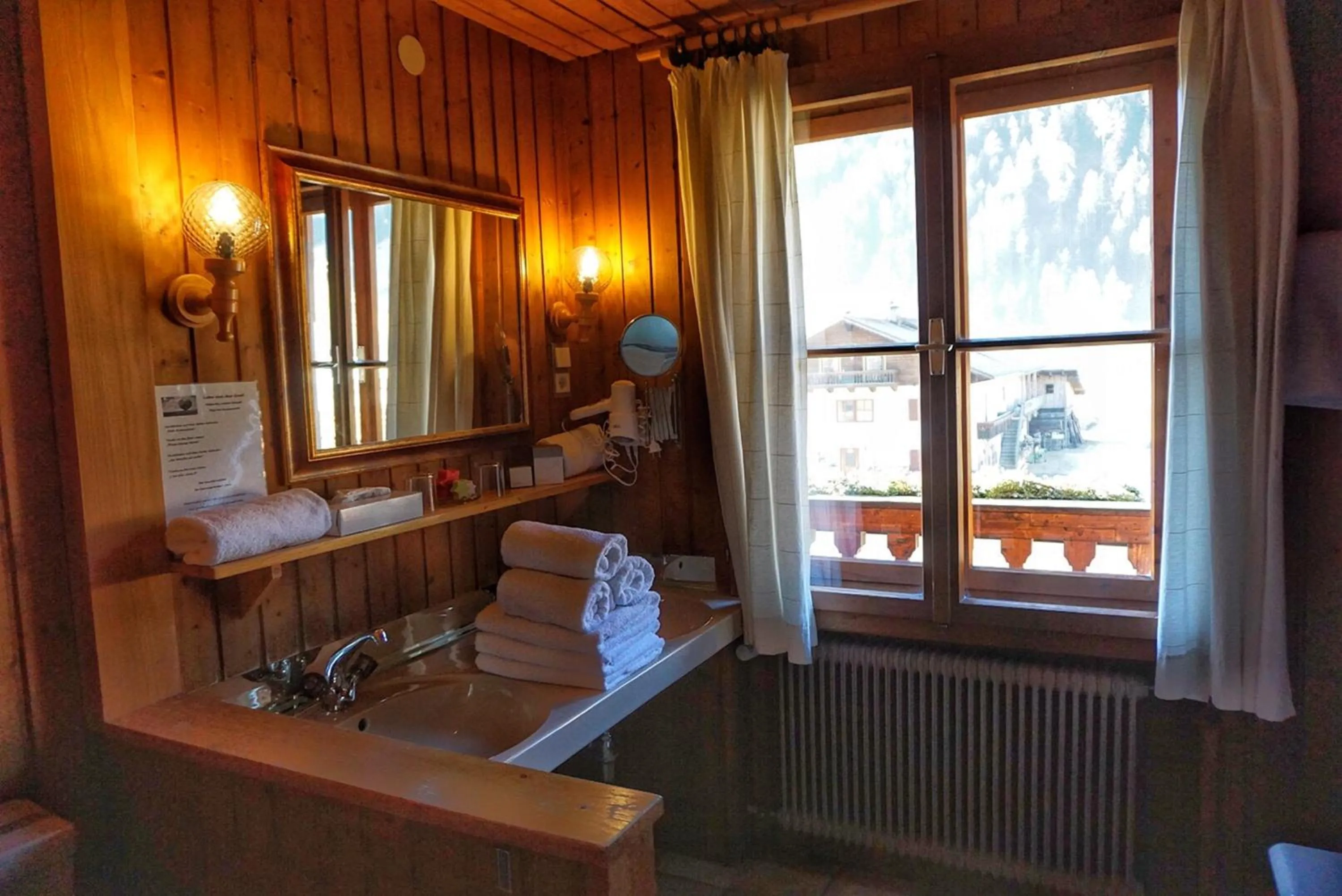 Bathroom in Hotel Schlosswirt