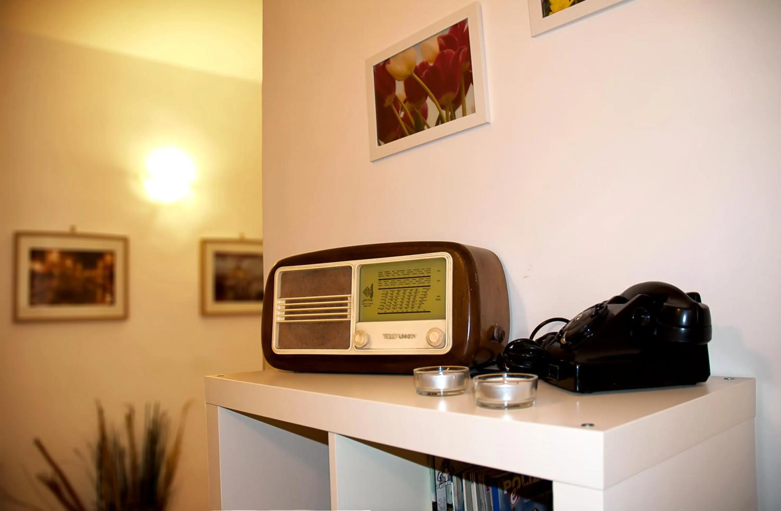 Decorative detail in Home 103