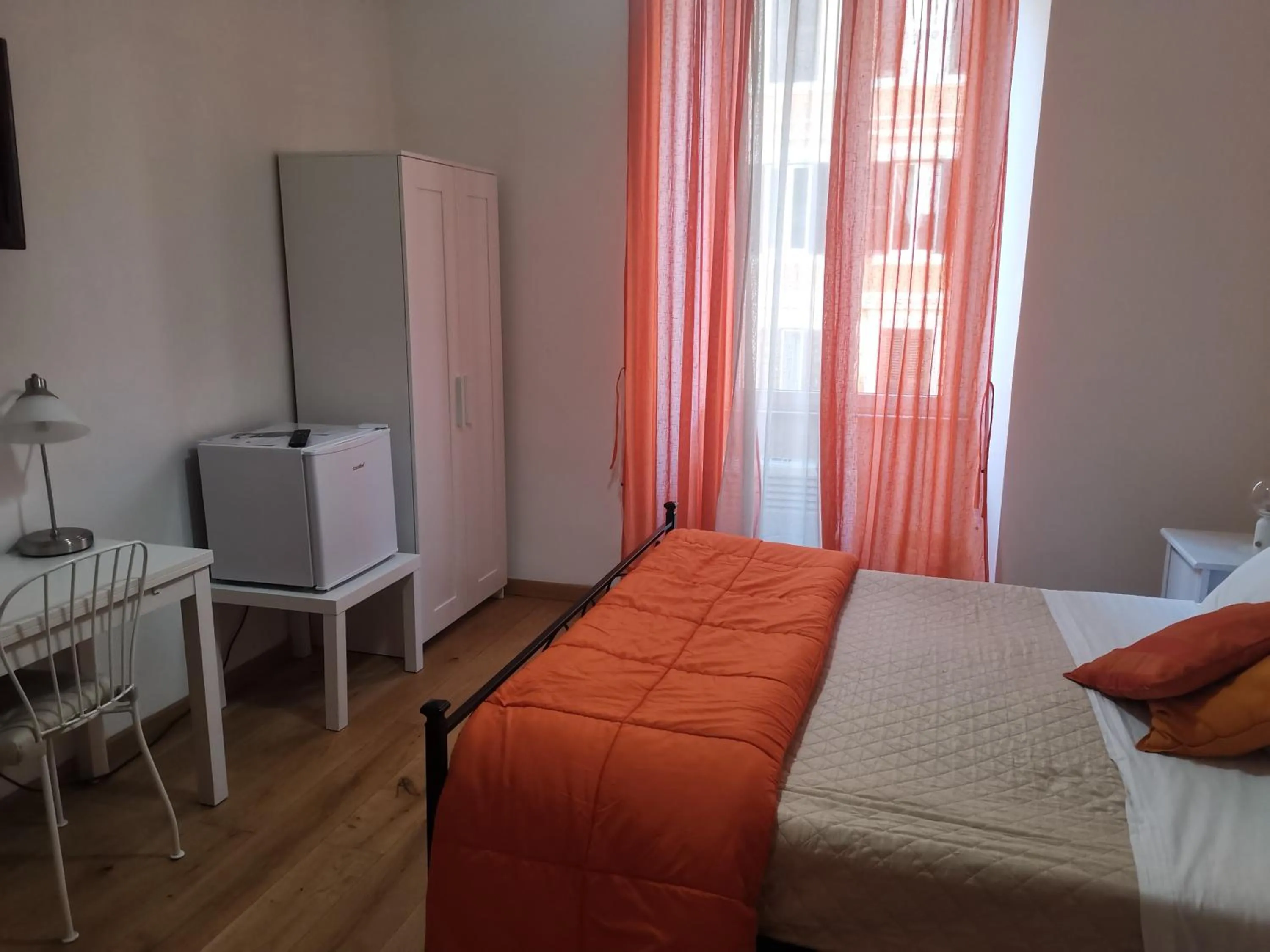 Photo of the whole room, Bed in Home 103