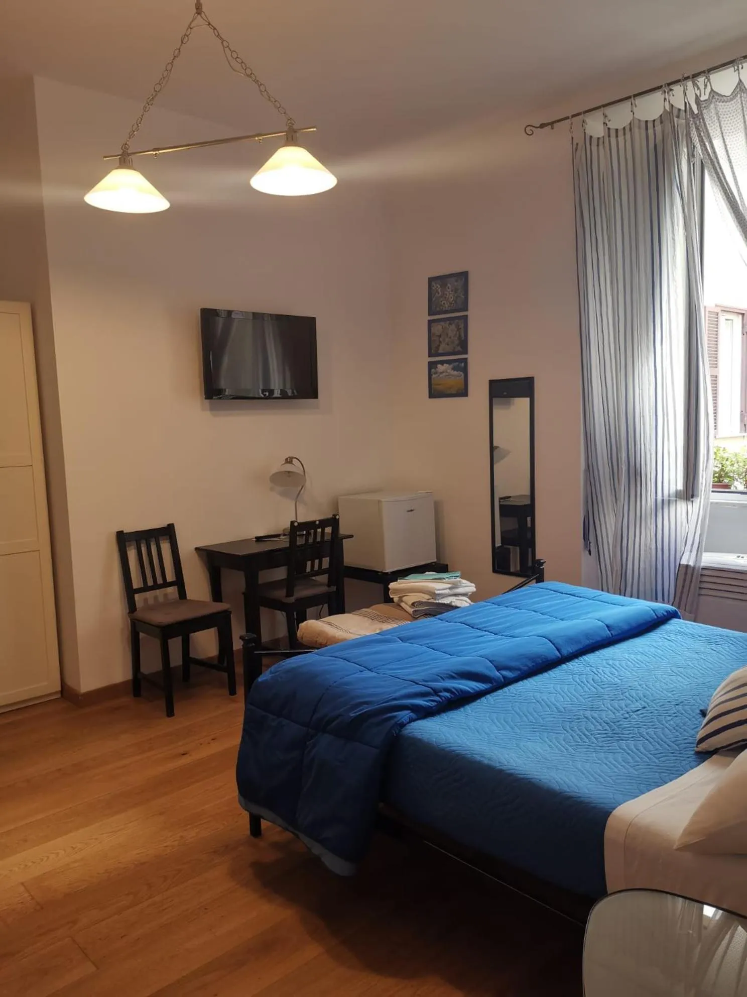 Photo of the whole room, Bed in Home 103