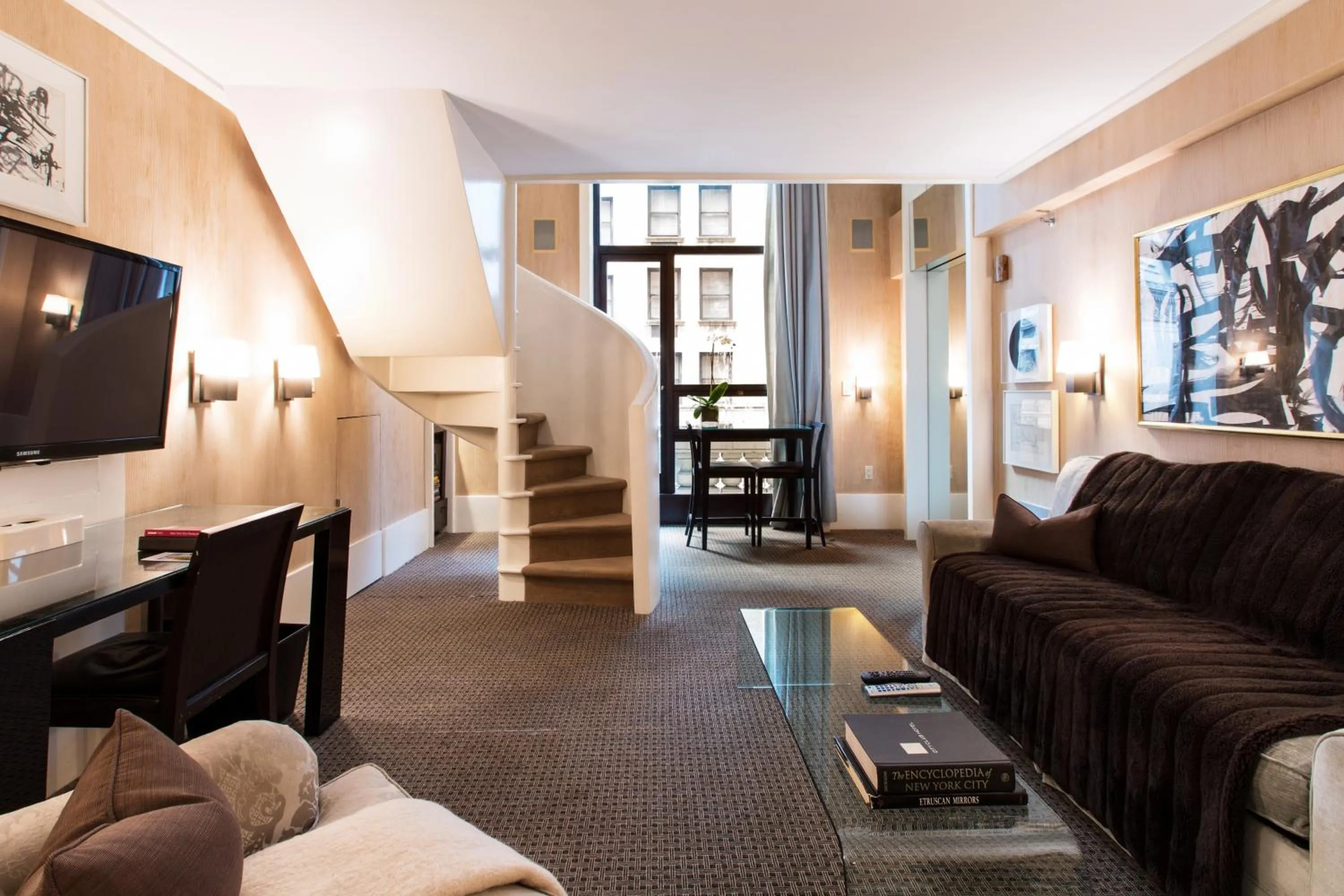 Living room in City Club Hotel