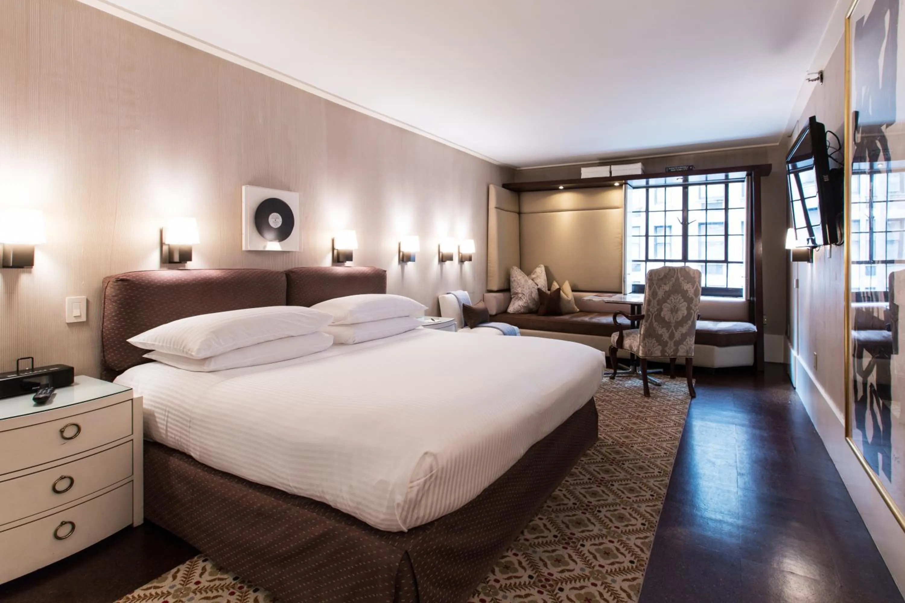 Bed in City Club Hotel