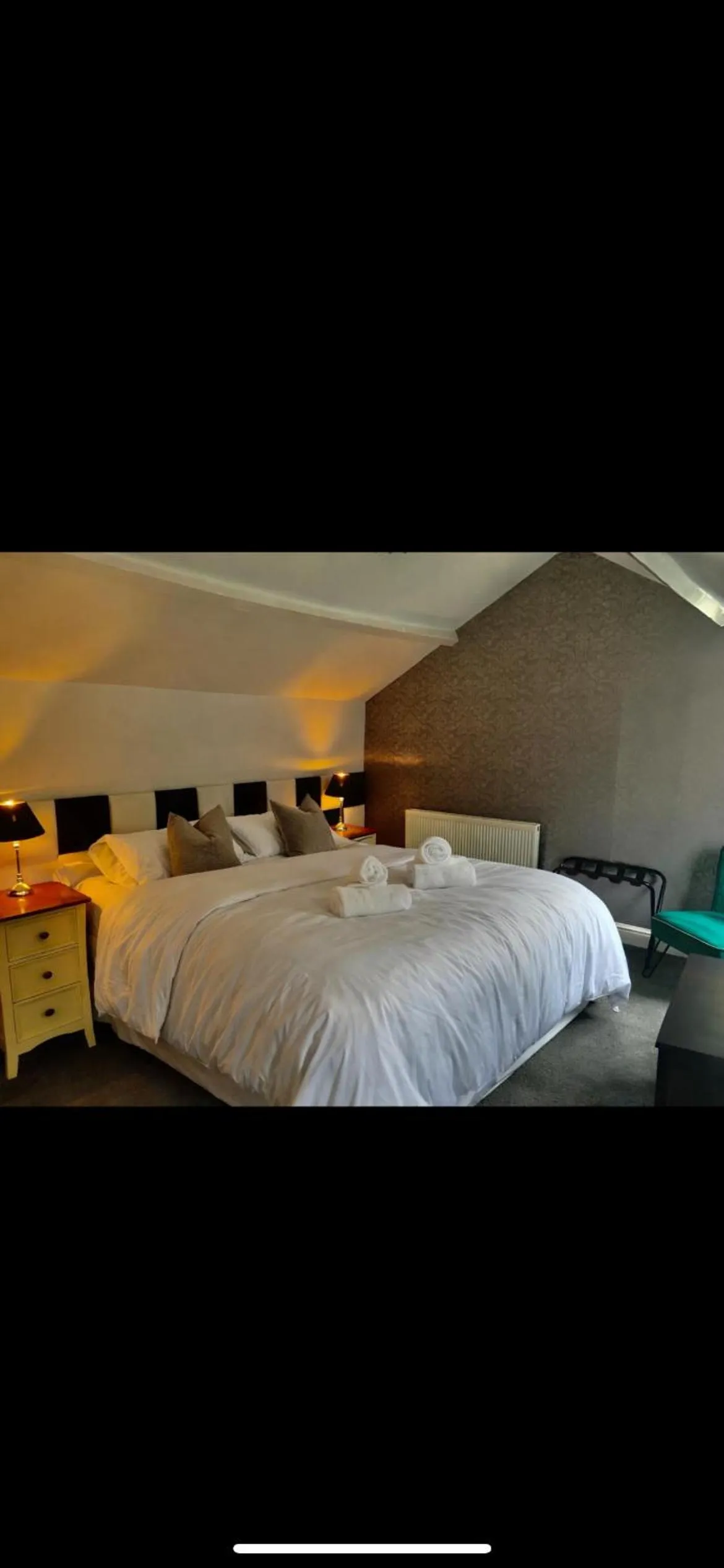 Bed in Jasmine House