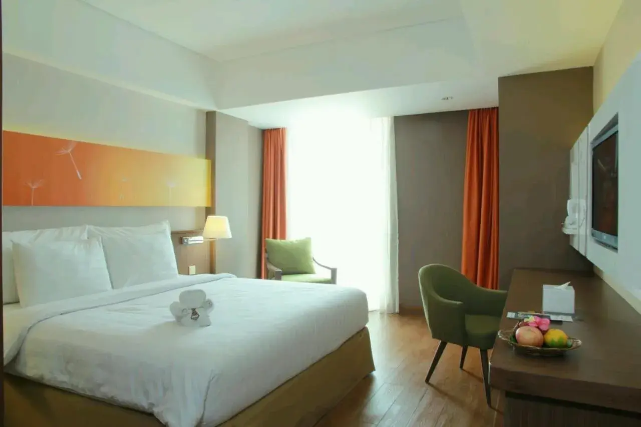 Special Offer - Meal Package at Superior Double Room in Soll Marina Hotel Serpong Special Offer - Meal Package at Superior Double Room in Soll Marina Hotel Serpong
