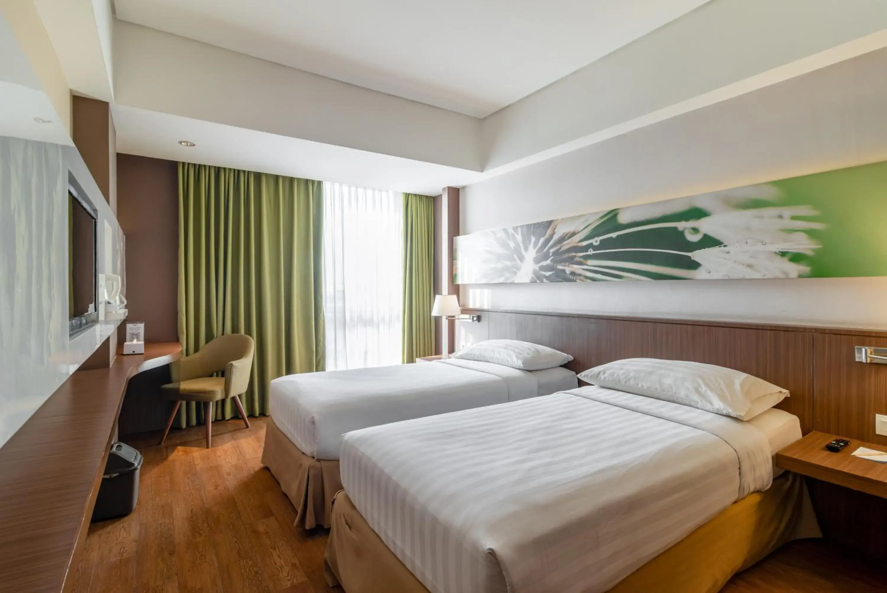 Deluxe Twin Room in Soll Marina Hotel Serpong Deluxe Twin Room in Soll Marina Hotel Serpong