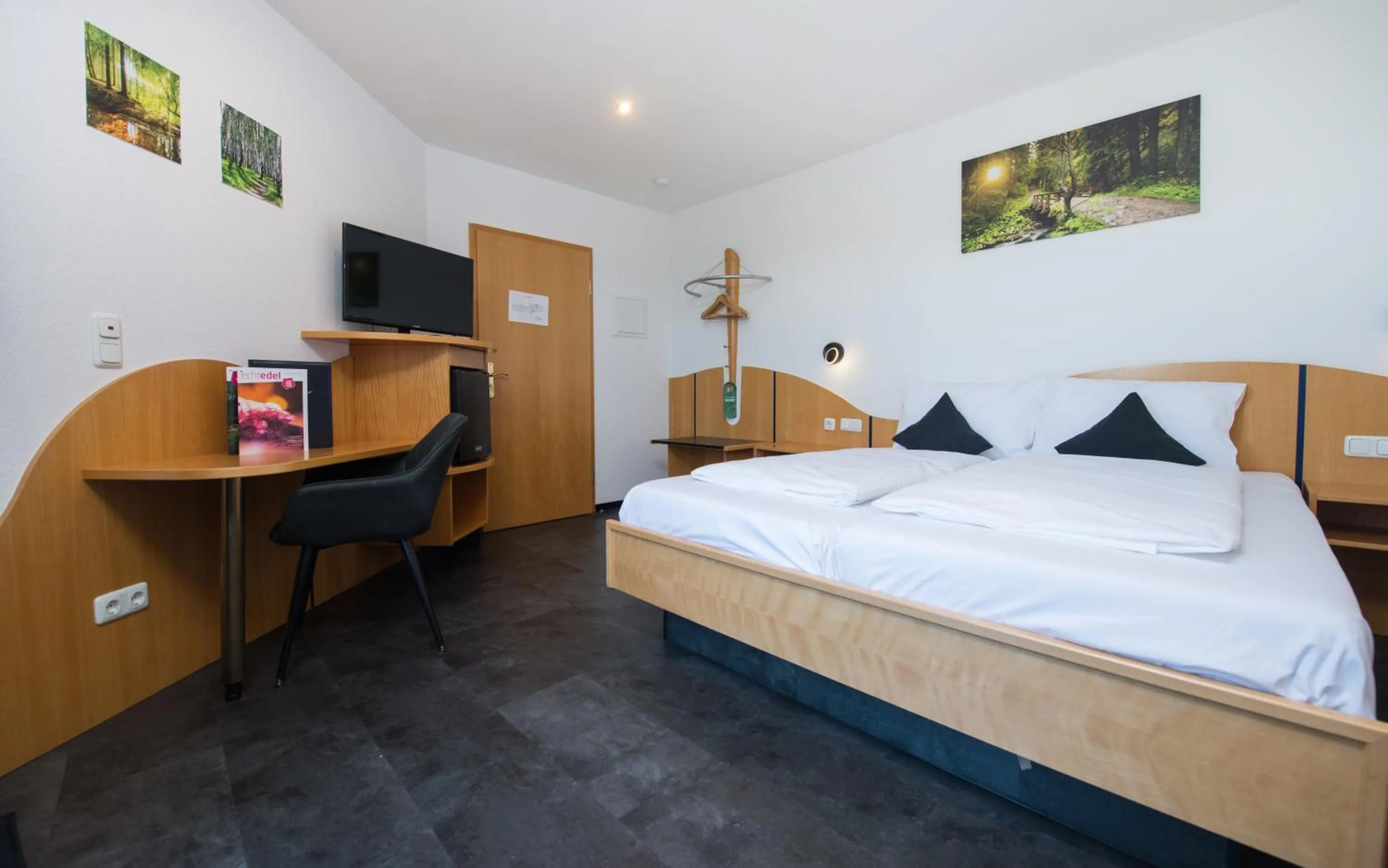 Bed in Berghotel Kristall