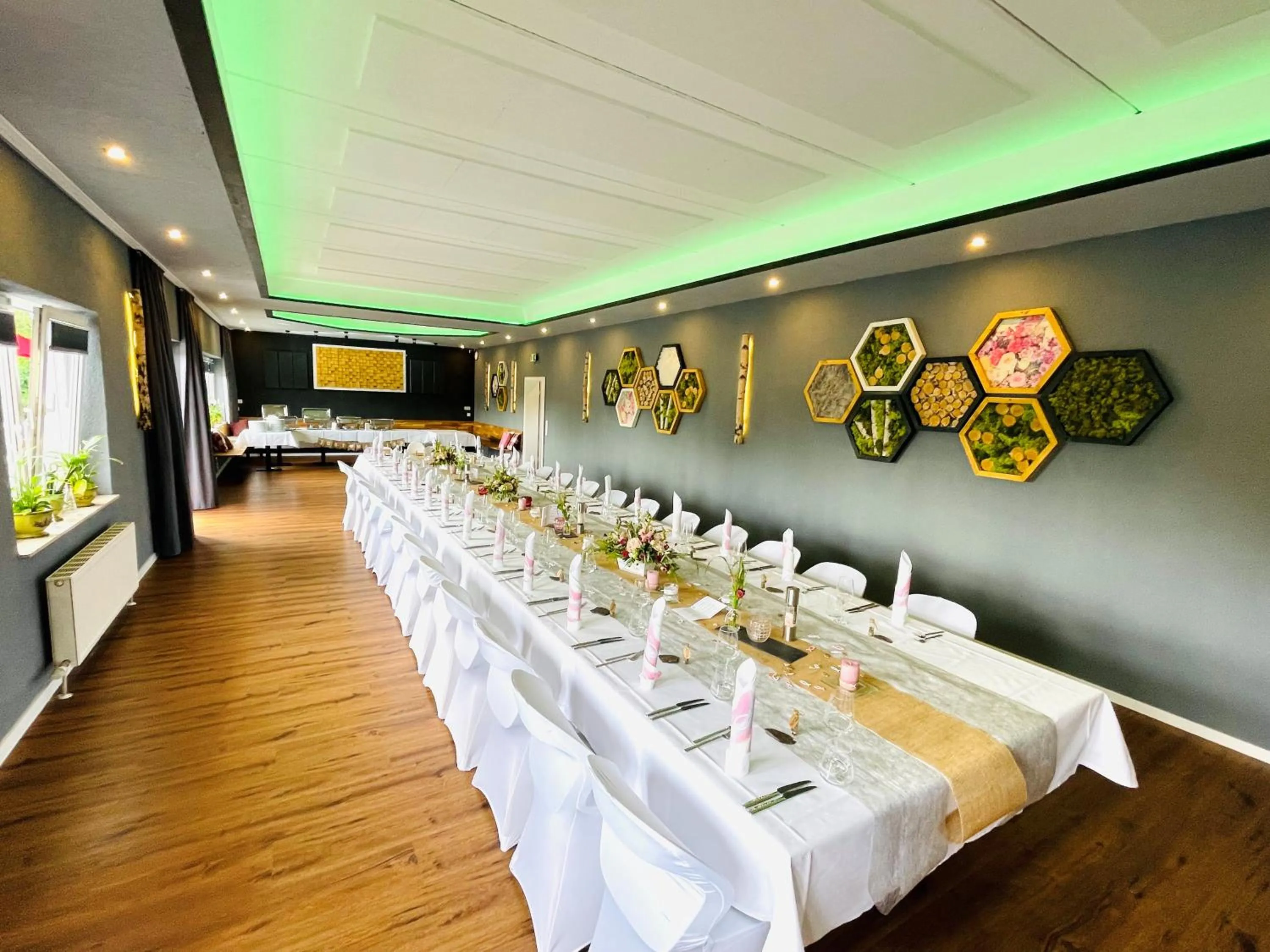 Restaurant/places to eat in Berghotel Kristall