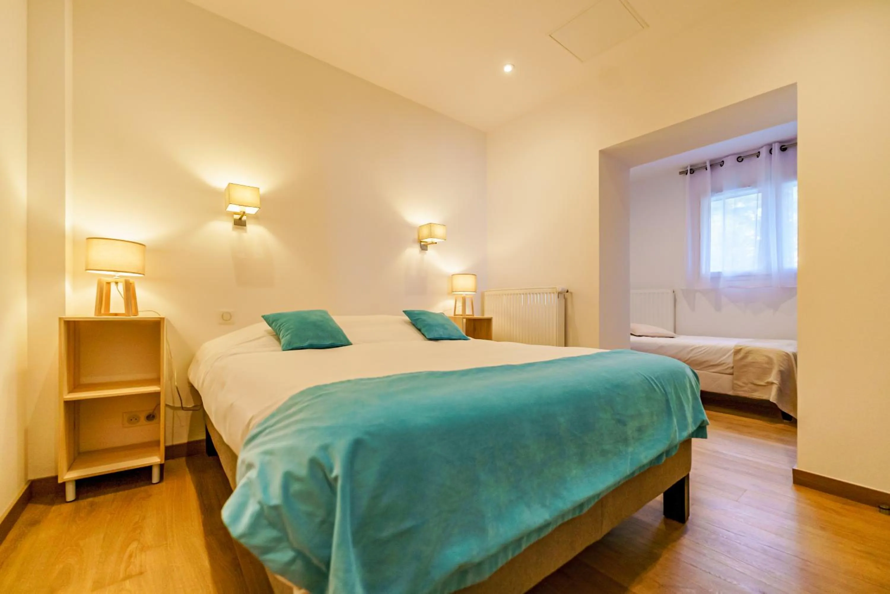 Bedroom, Bed in Hôtel De La Plage