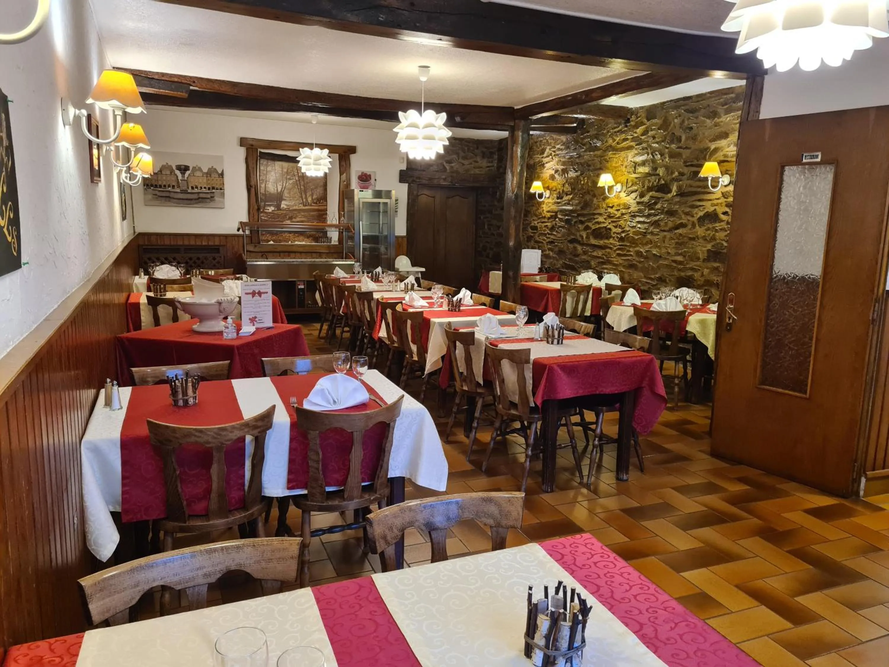 Restaurant/places to eat in Logis Hôtel Restaurant Le Franco Belge