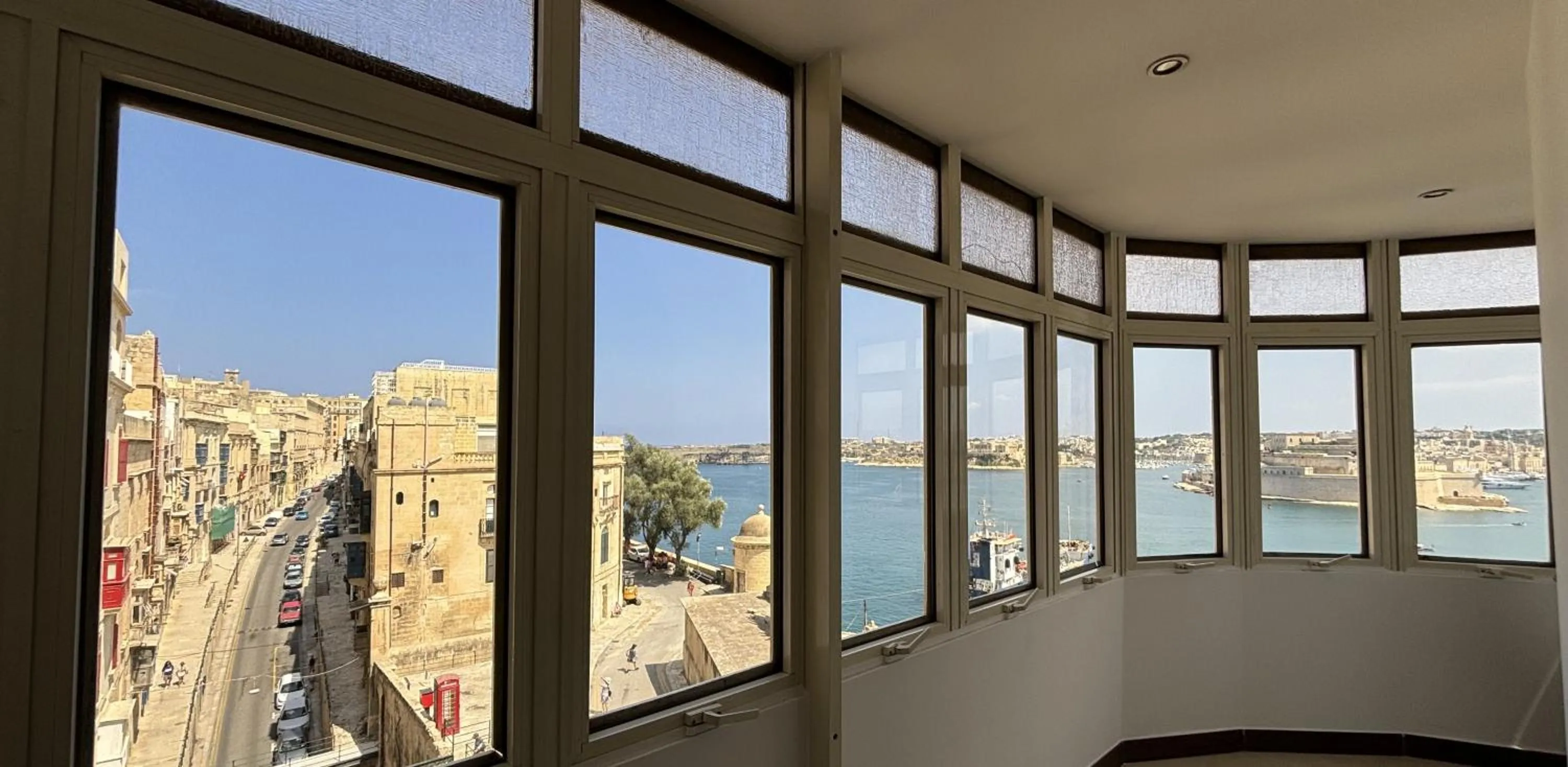 Sea view in Grand Harbour Hotel