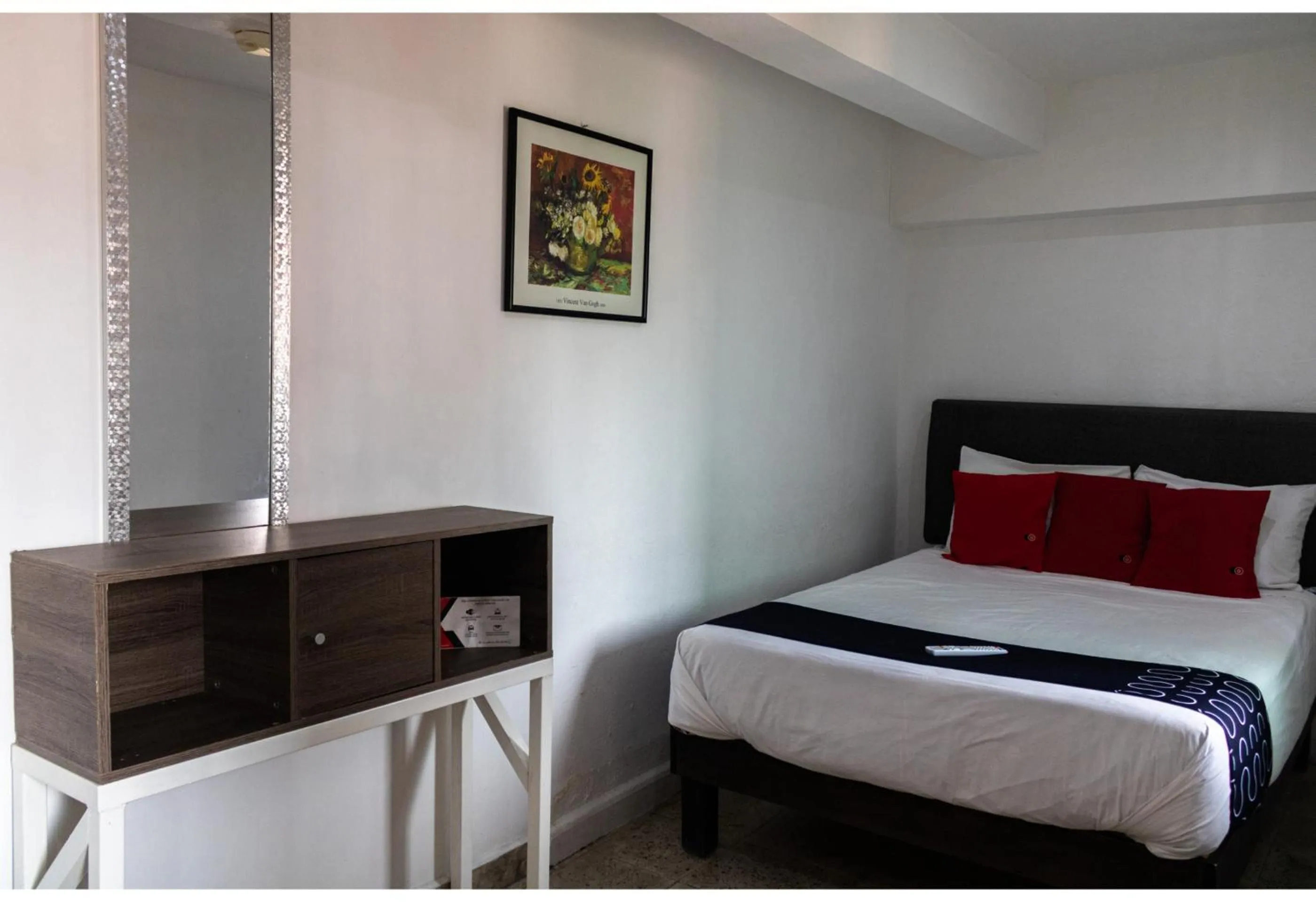 Bed in Hotel La Colección, Universidad de Guanajuato, Centro