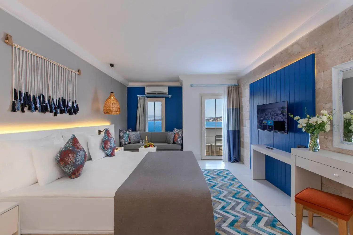 Premium Twin Room with Sofa Bed and Sea View - single occupancy in Holiday Inn Resort Bodrum by IHG Premium Twin Room with Sofa Bed and Sea View - single occupancy in Holiday Inn Resort Bodrum by IHG