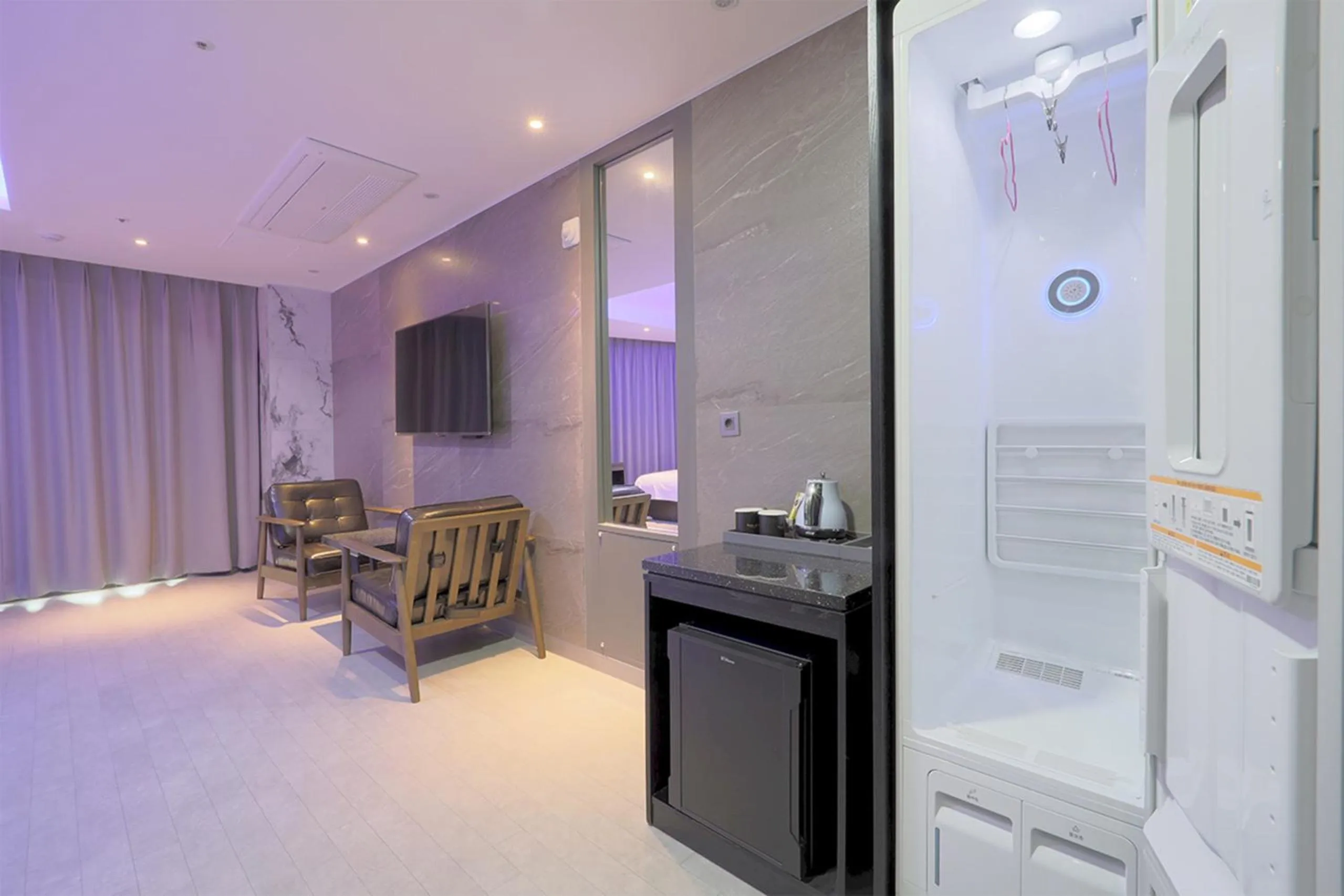 Decorative detail in HOTEL YUNA Business