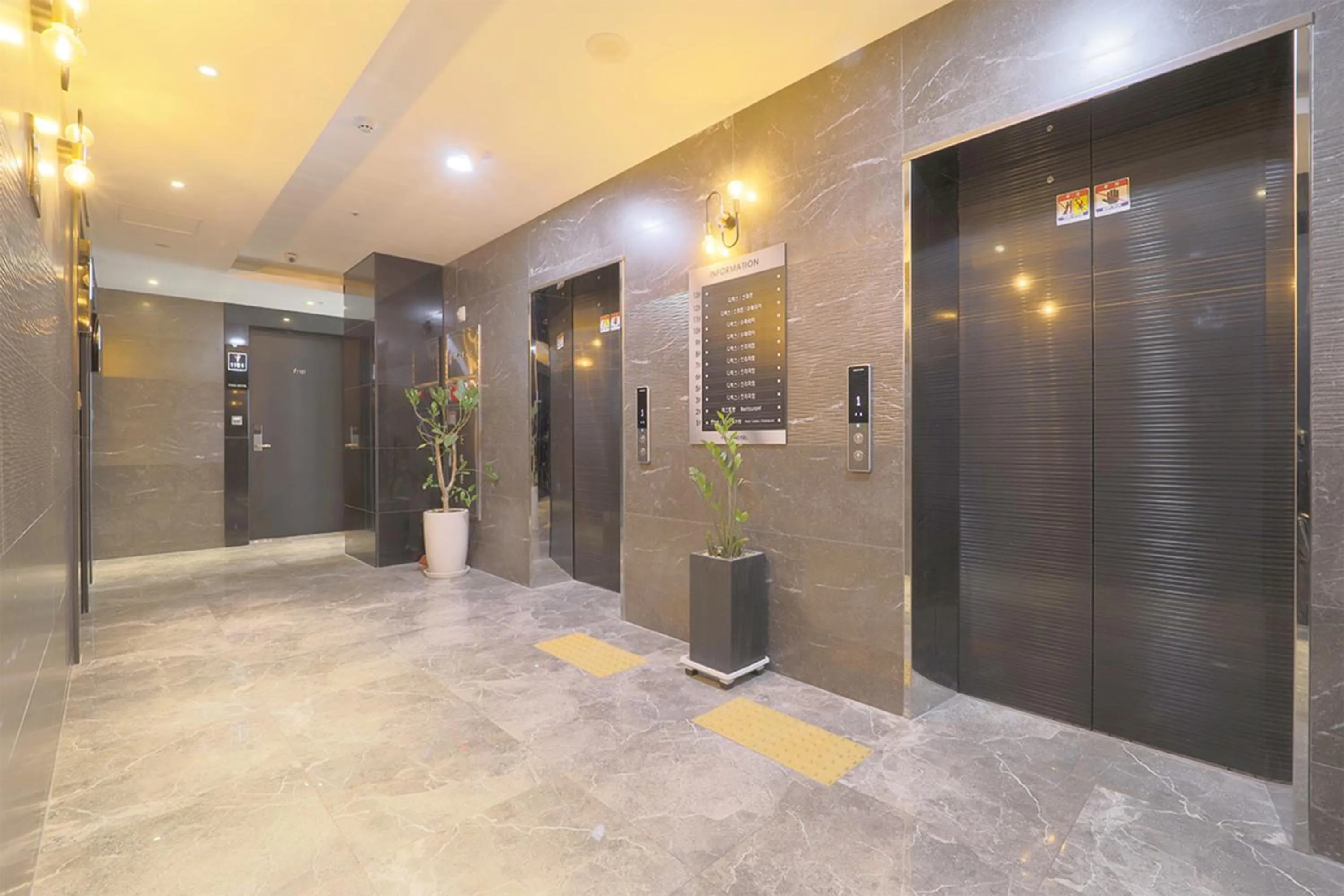 Living room in HOTEL YUNA Business