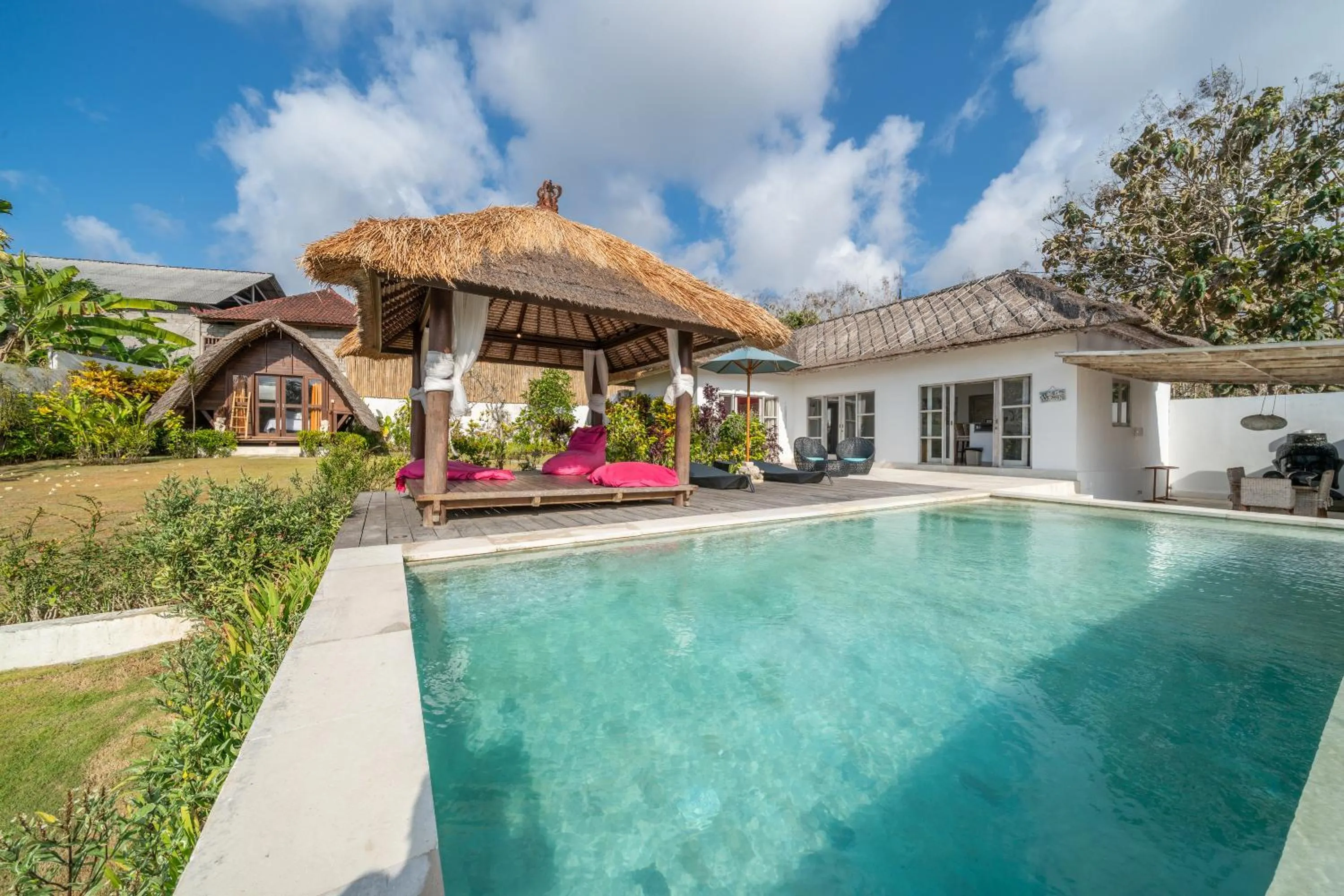 Property building in Villa Bali Paradis
