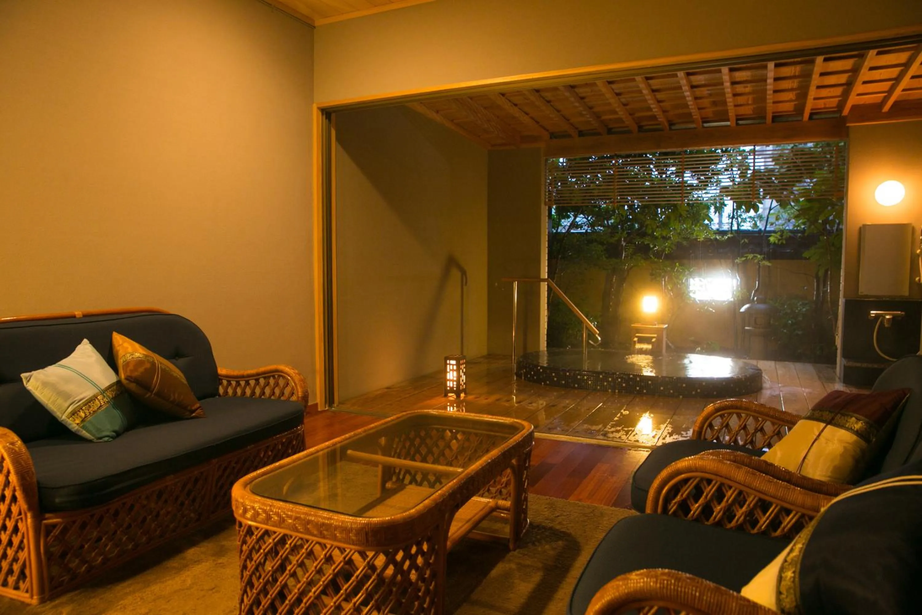 Hot Spring Bath in Ibusuki Syusui-en