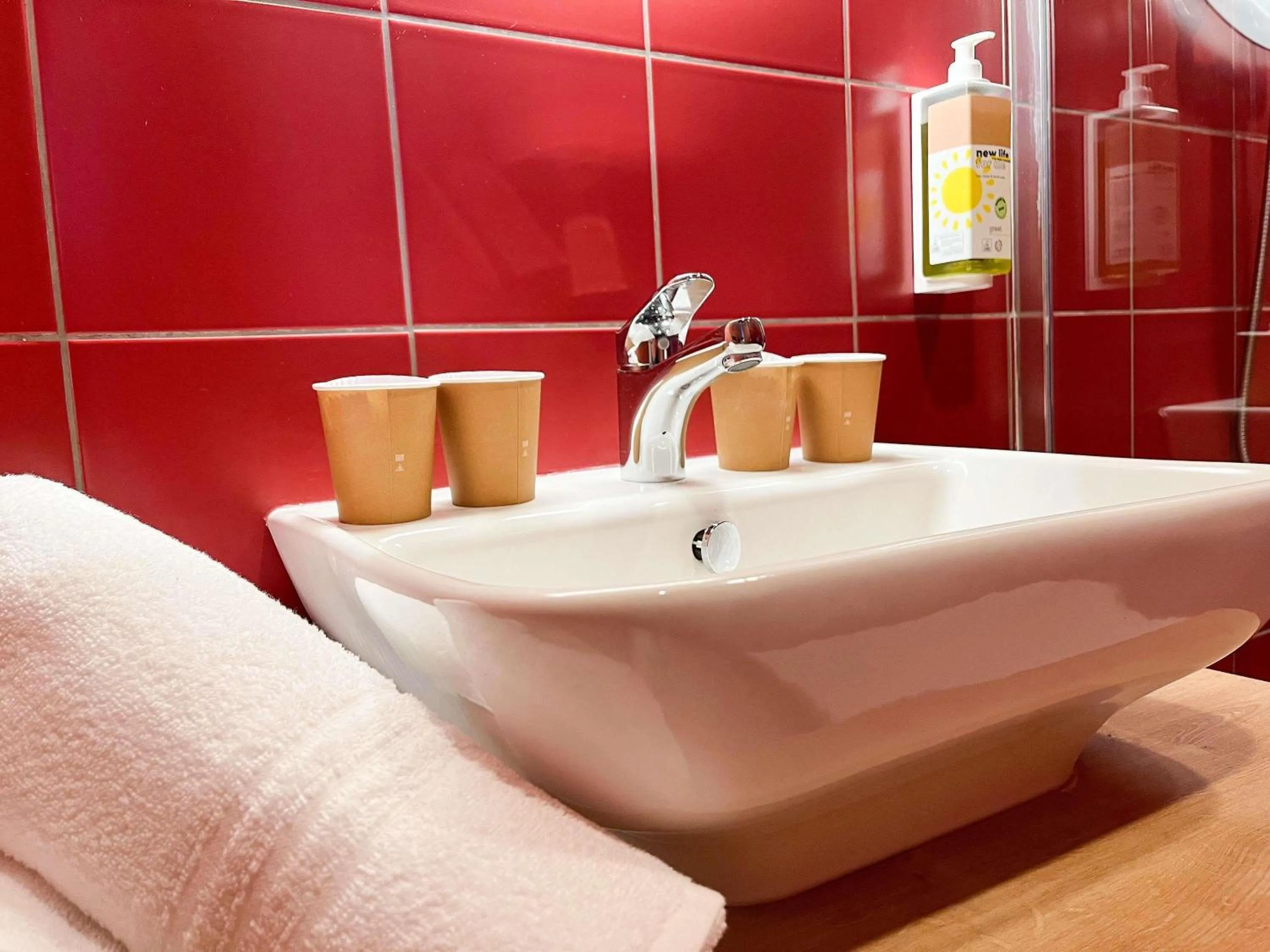 Bedroom in Greet hôtel Montpellier Aéroport Parc des Expos