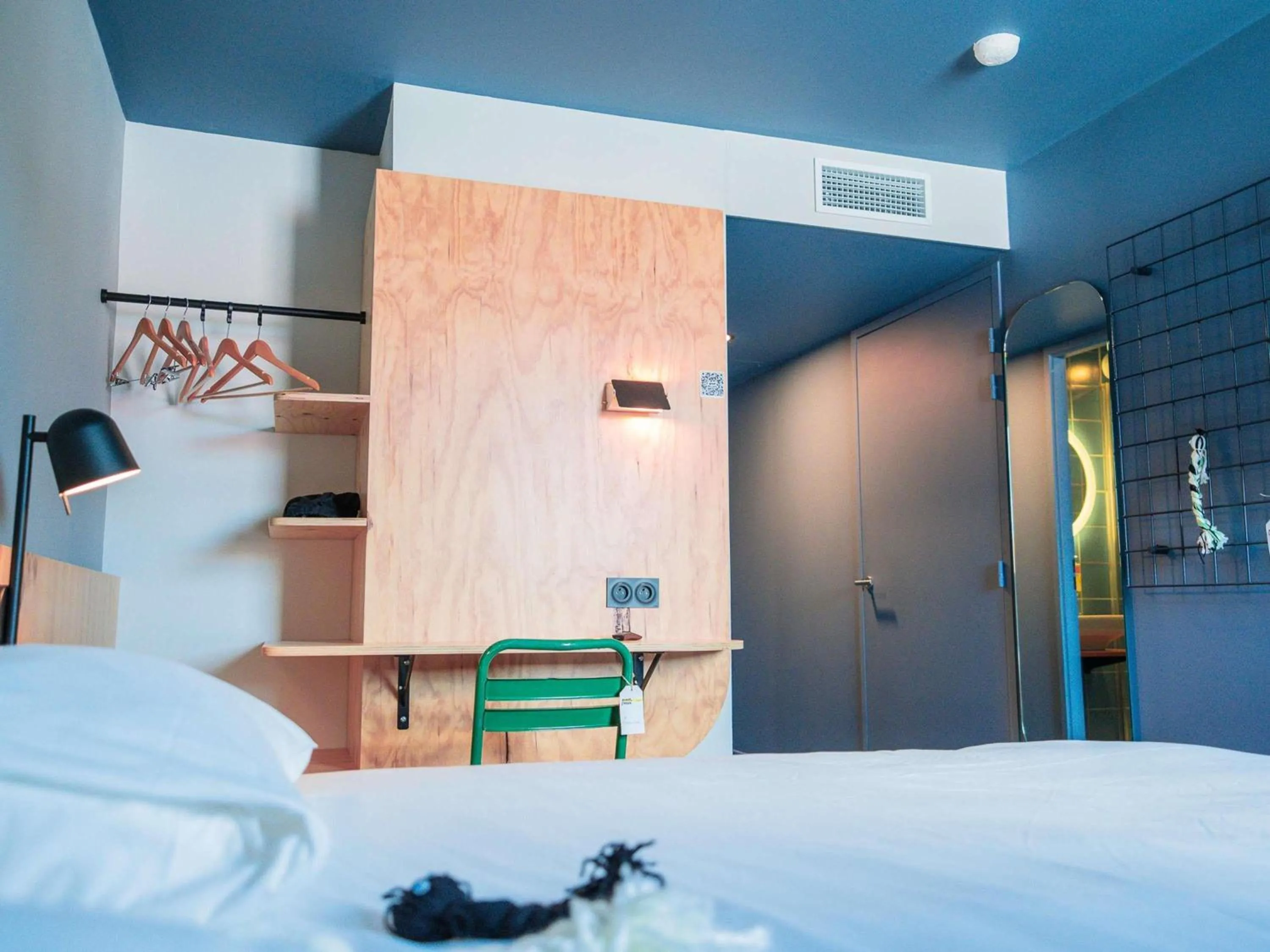 Bedroom, Bed in Greet hôtel Montpellier Aéroport Parc des Expos