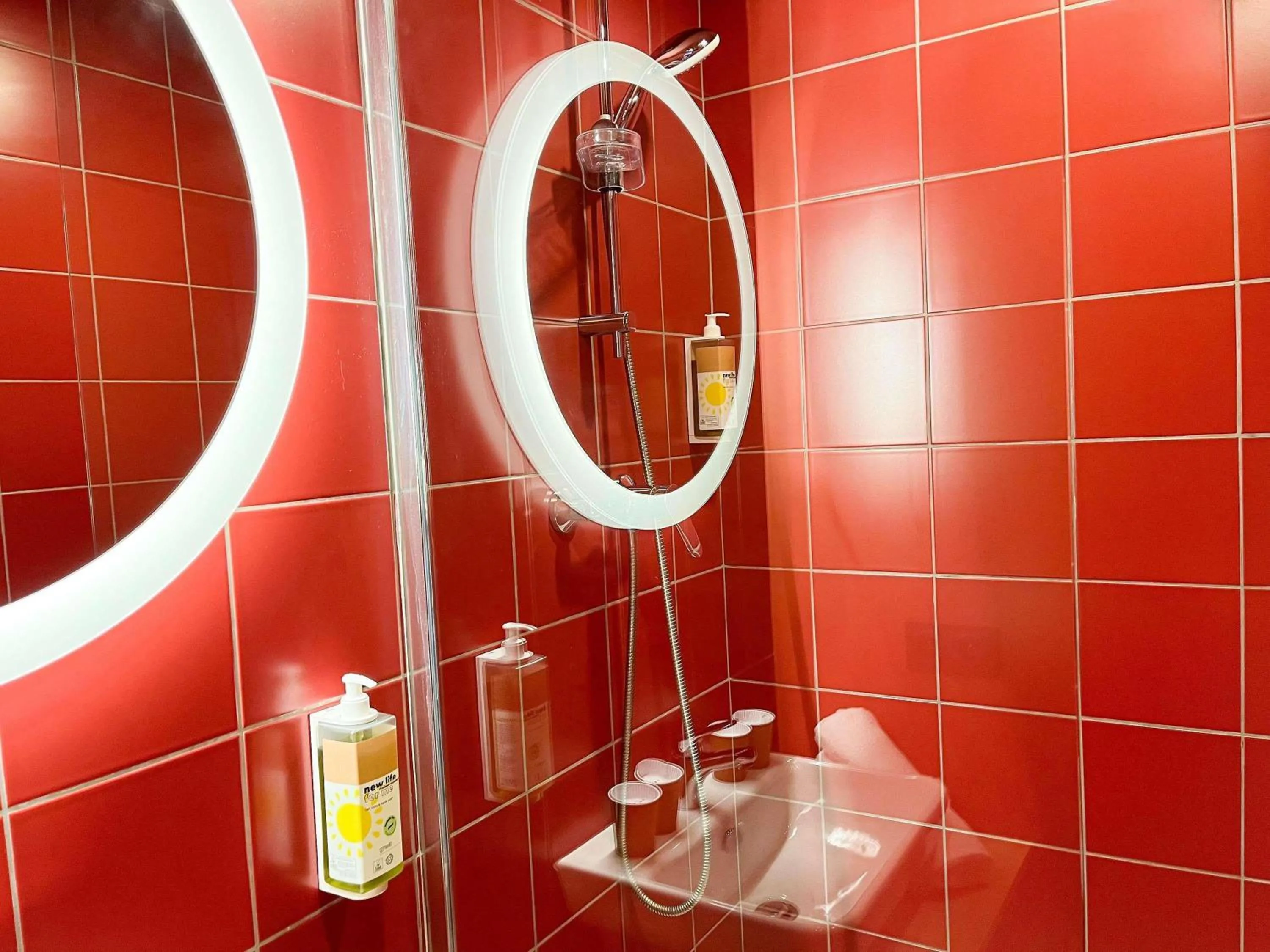 Bedroom in Greet hôtel Montpellier Aéroport Parc des Expos