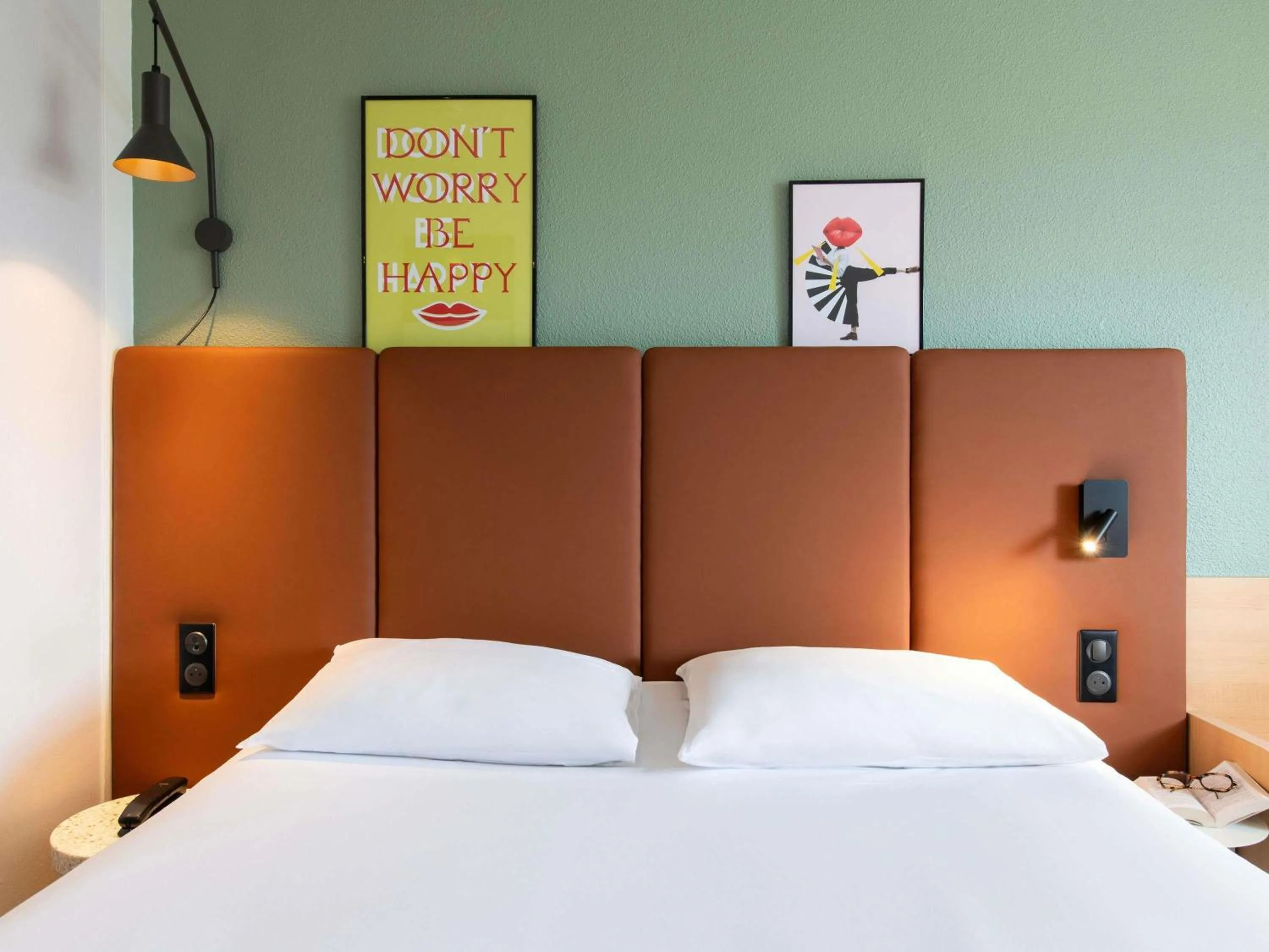 Bedroom, Bed in Hotel ibis Rennes Centre Gare Sud