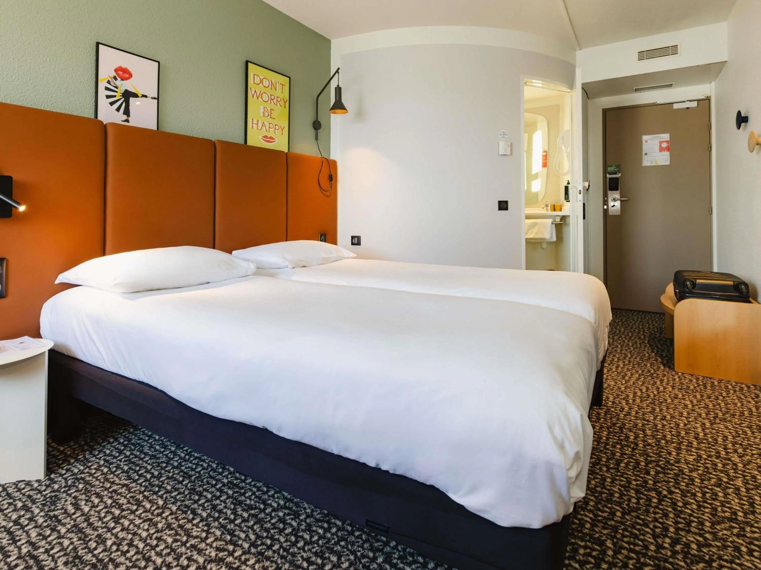 Bedroom, Bed in Hotel ibis Rennes Centre Gare Sud