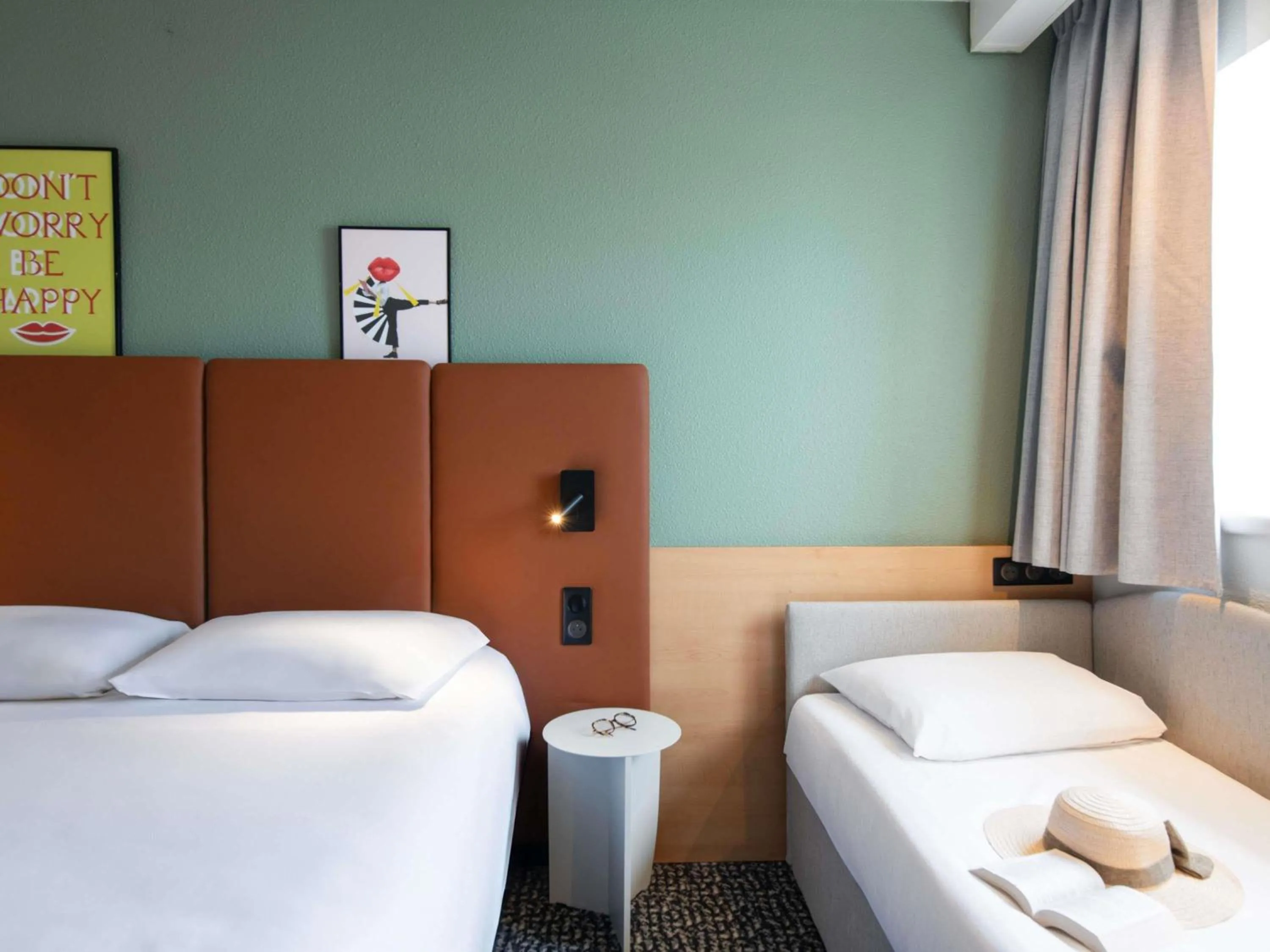 Bedroom, Bed in Hotel ibis Rennes Centre Gare Sud