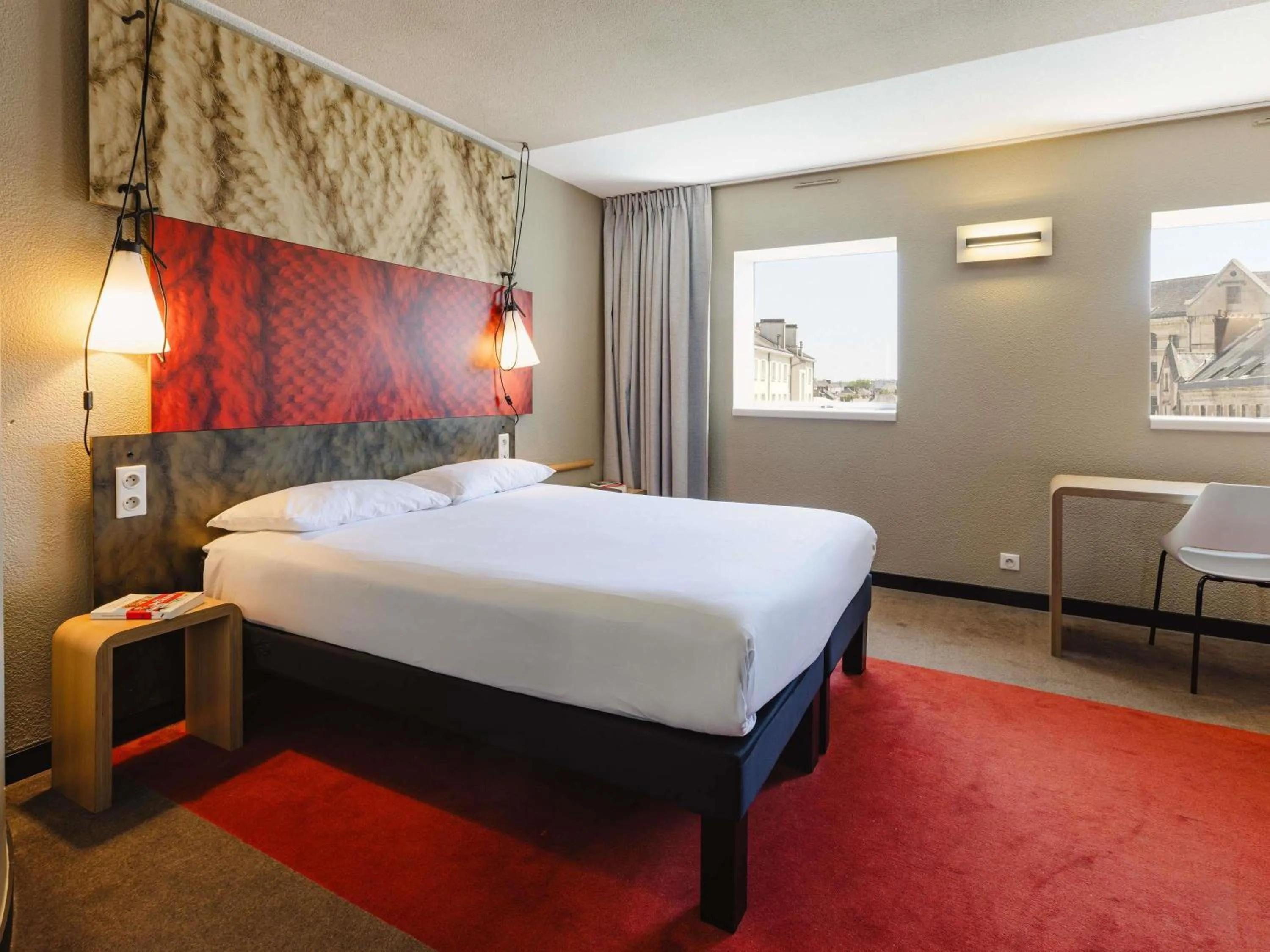 Bedroom, Bed in Hotel ibis Rennes Centre Gare Sud